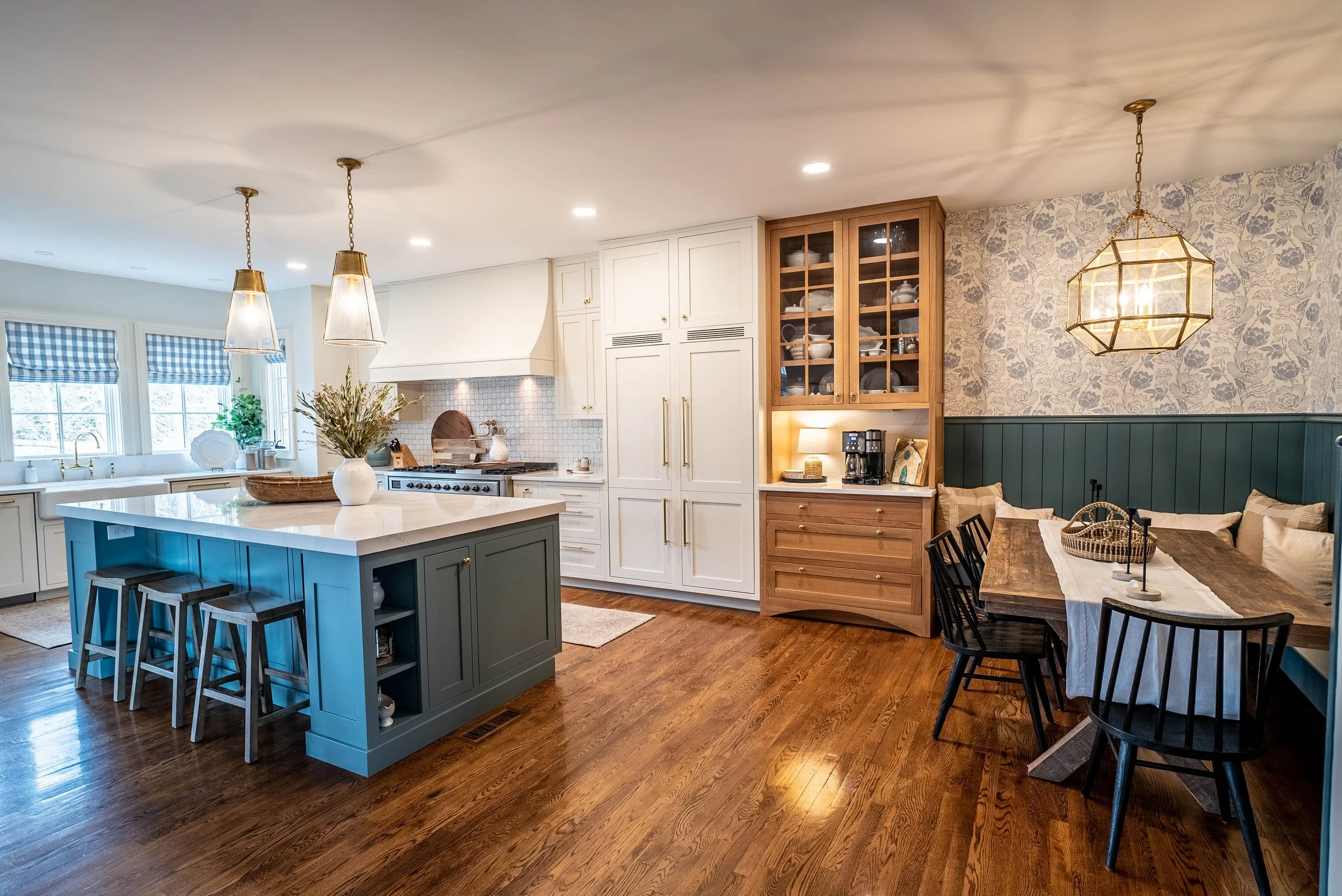 Knoxville.Addition.Contractor.Interior.Designer.Design.custom.Cabinetry.Kitchen.design.jpg