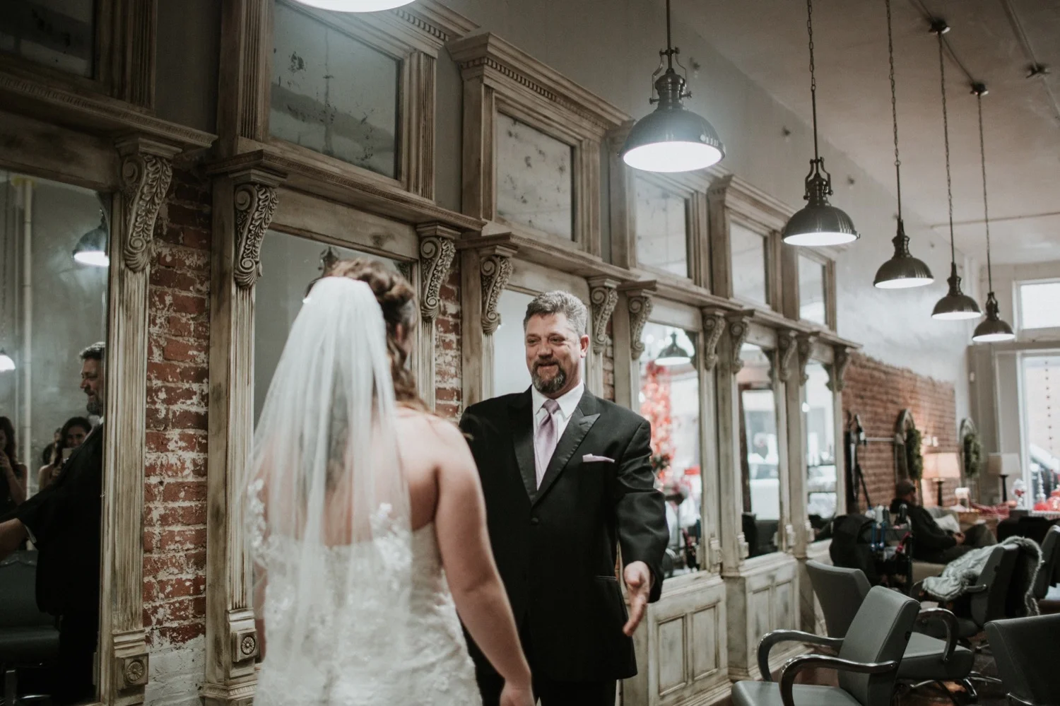 020_Hogan Wedding-95_daddydaughterfirstlook.jpg