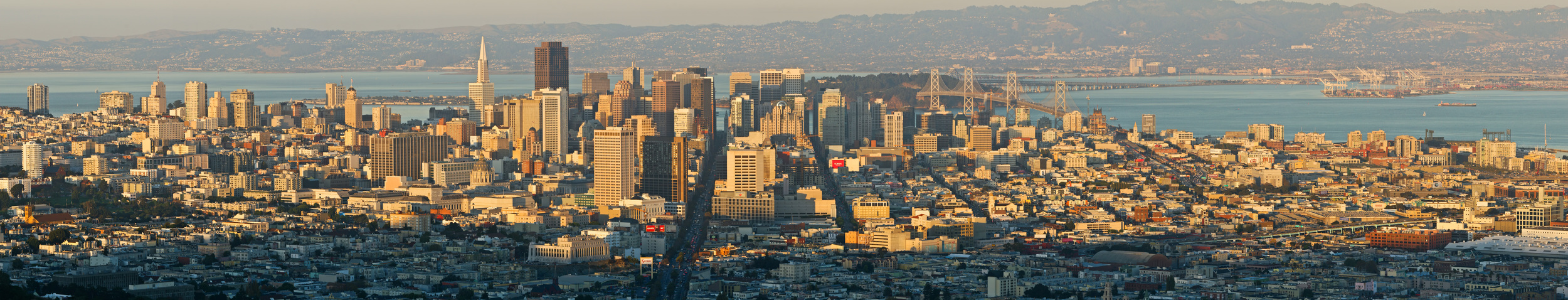 SanFrancisco_from_TwinPeaks_dusk_MC.jpg