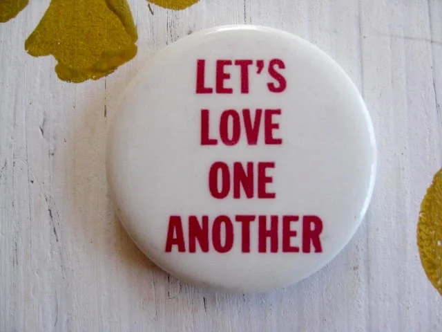 LET'S_LOVE_1.jpg