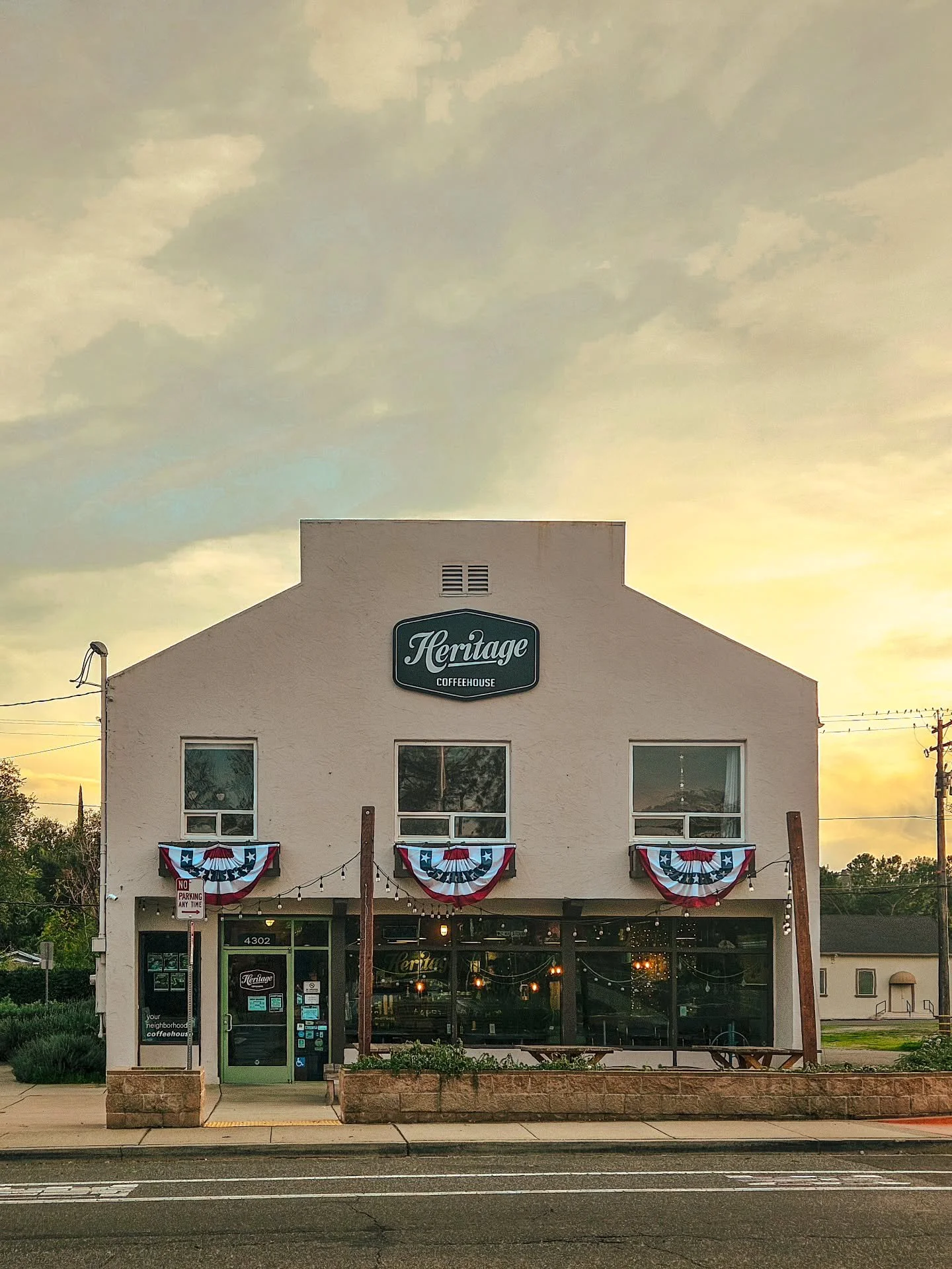 Veterans, we thank you for your service and sacrifice!

We hope that those of you Veterans whom attended Saturday's parade, put on by our local Lion's Club, felt seen and honored.

We wish we could do more, but every day, all day, we offer Veterans a