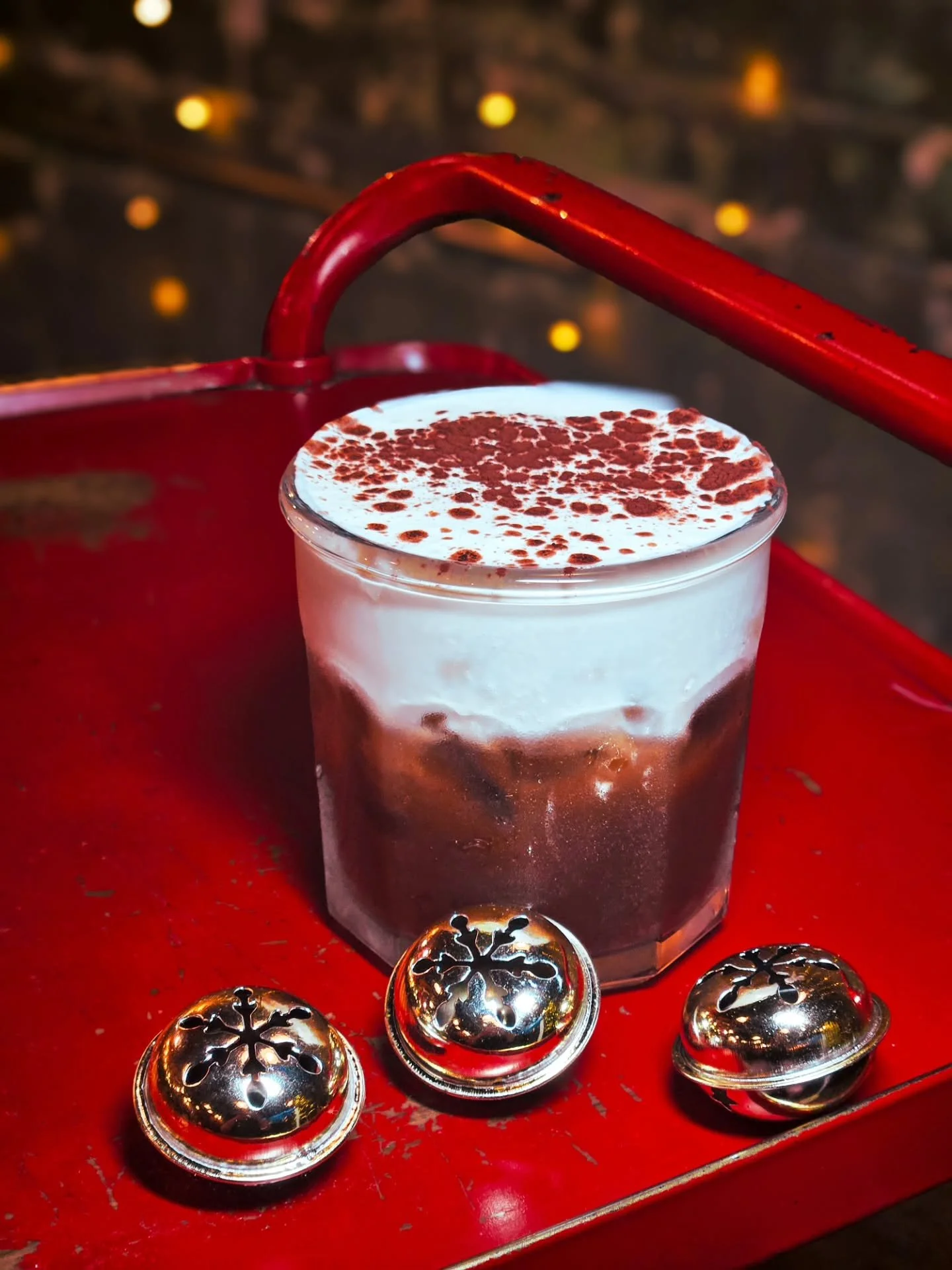 New Year, New Winter Specials!

🧊  Cold Fashion 🧊 
Cold Brew paired with a house made syrup of bourbon, cocoa, and orange topped with cold foam. 🤌

🍪 Cookie Butter Latte 🍪 
A Heritage Classic returns...Biscoff Cookie Butter as a latte! 

*these 