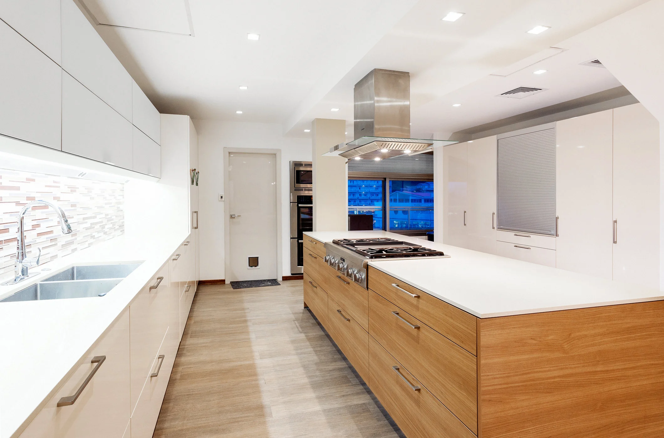 Modern Kitchen - Private residence