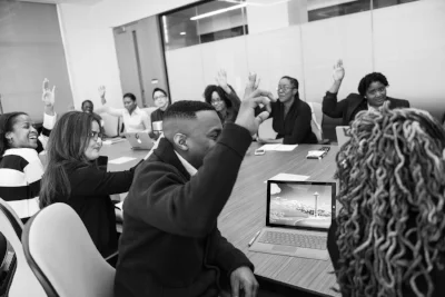 Raise your hand if you crave structure in the workplace…