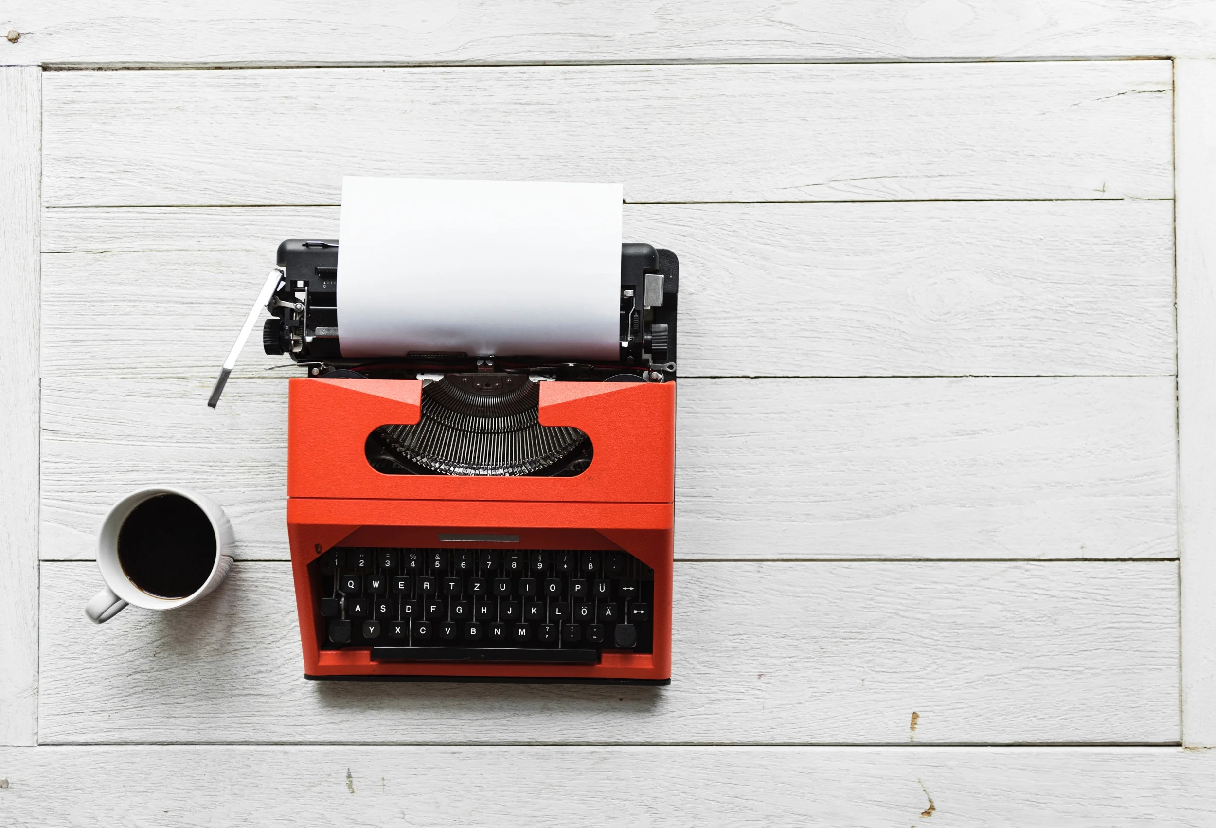 analog-analogue-author-997721.jpg