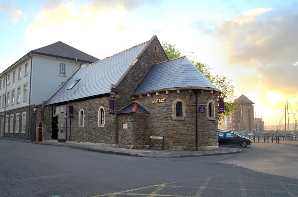 VISCOSITECTURE Mission Gallery - Wales