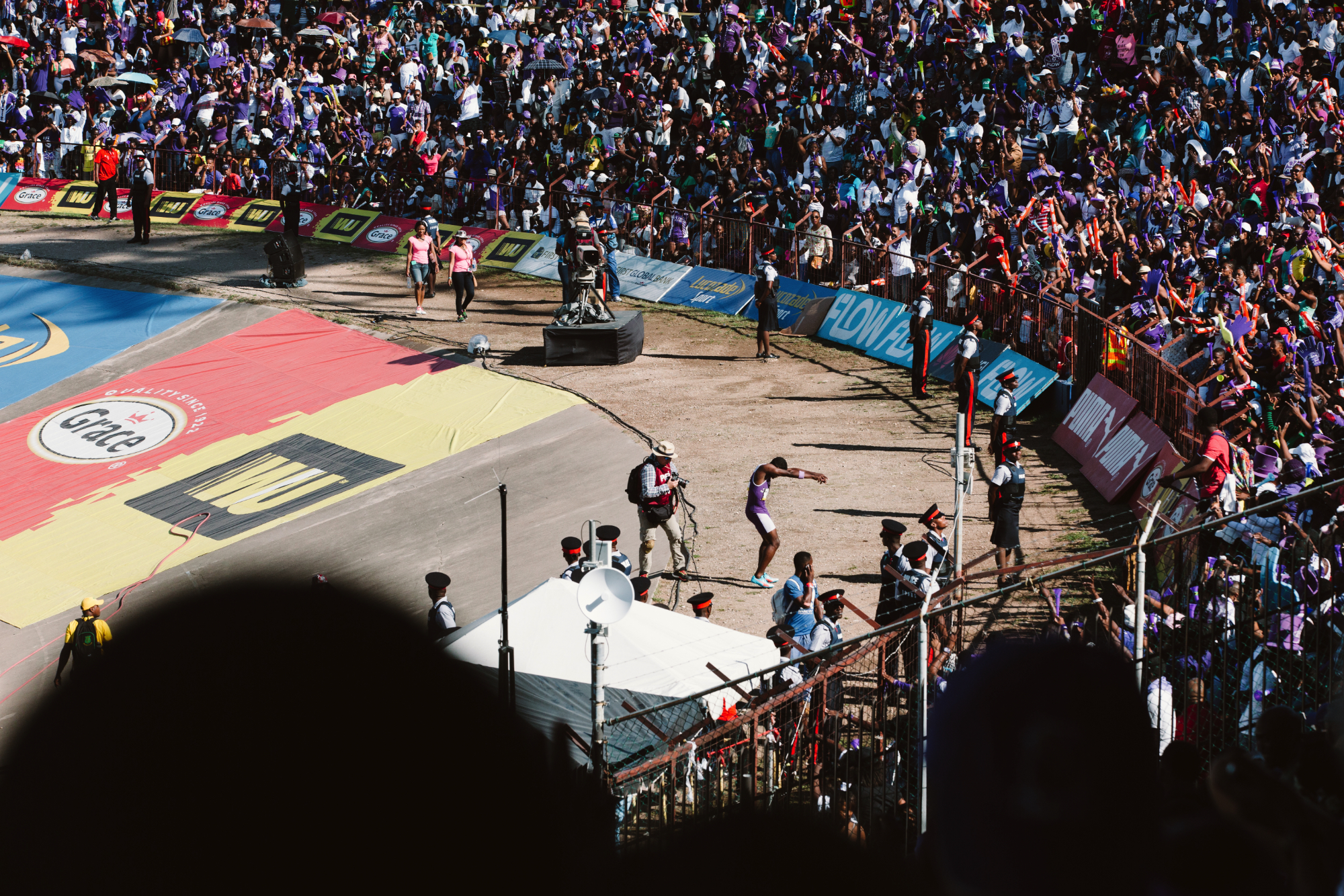 16SS_RT_JamaicaChamps_4197.jpg