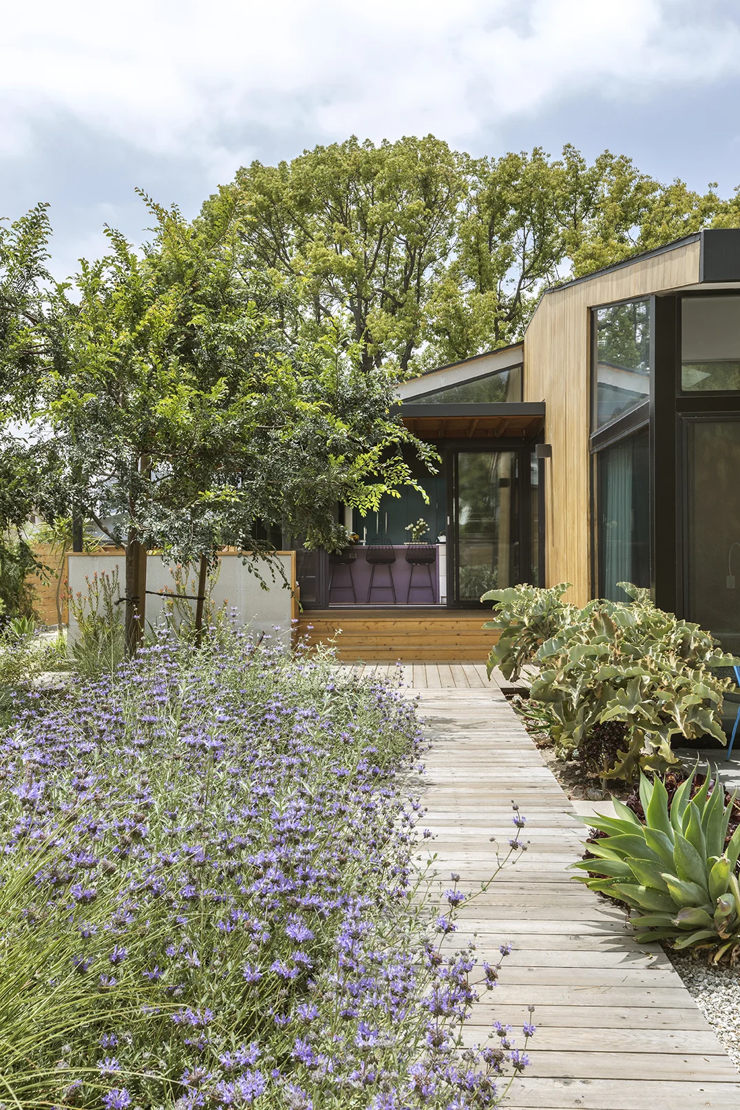 garden houses outdoor living dallas on Garden House Design Bitches