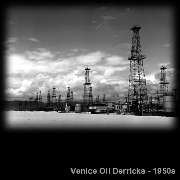 Venice-Oil-Derricks.png