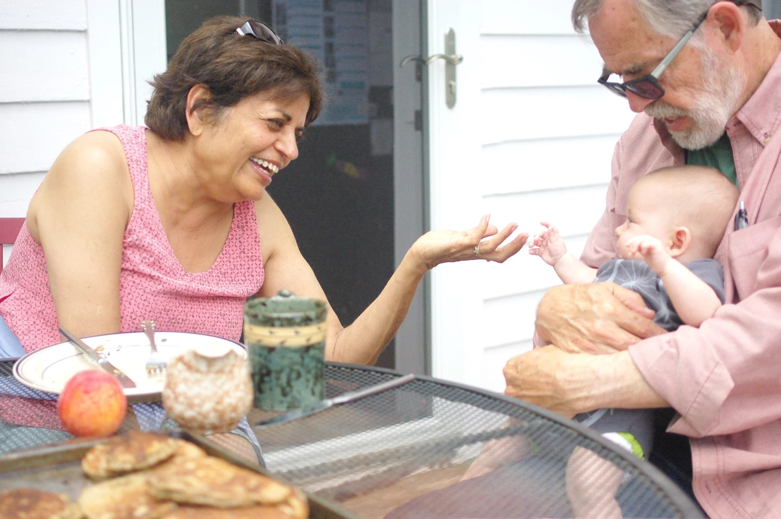 Nanu and Laya dancing together