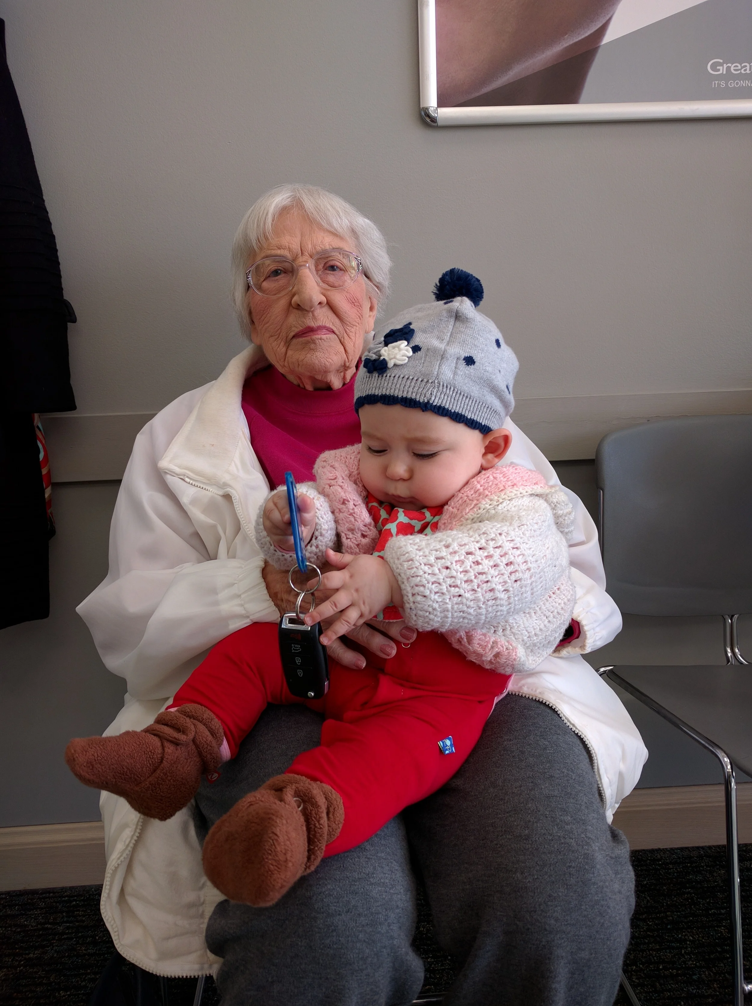 Laya and great-grandma Iris, 12/2015