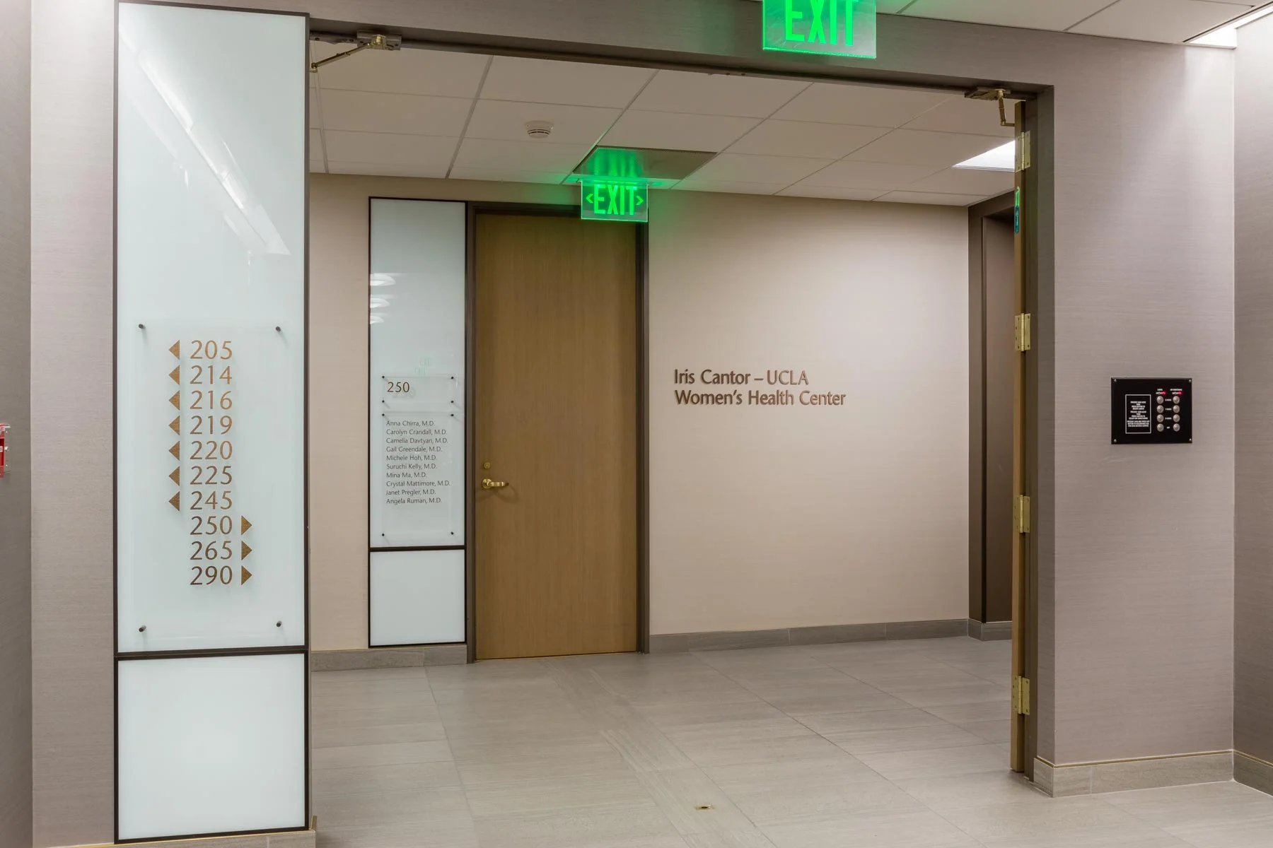 UCLA-Med-Interior-21.jpg