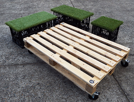 PALLET TABLE 