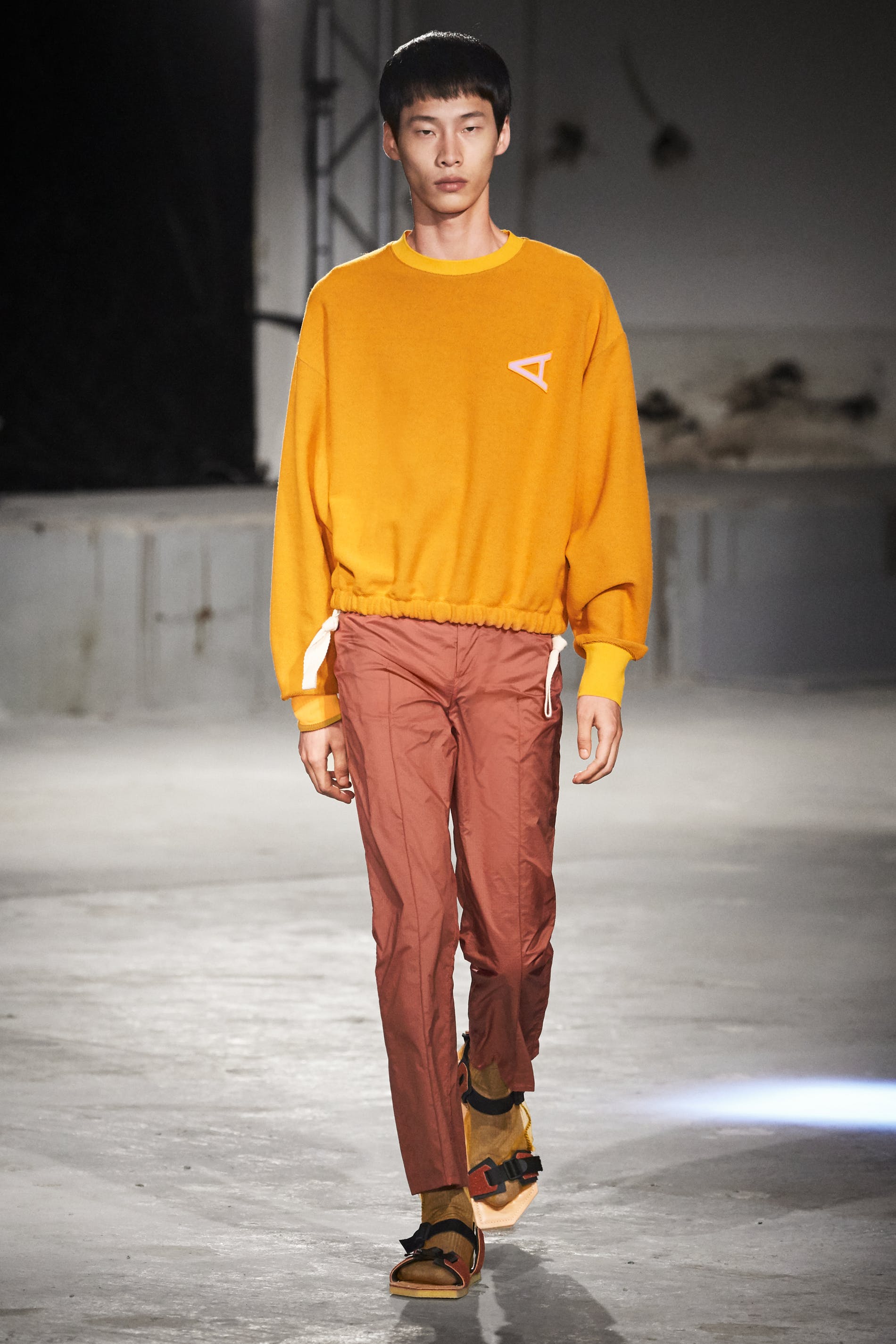1529912376883587-acne-men-ss19-23.jpg