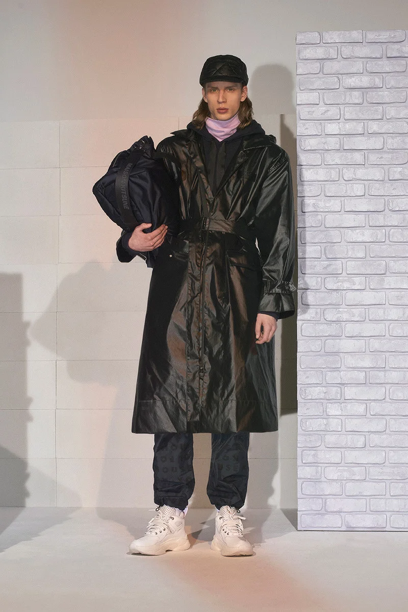maison-kitsune-fw19-03-800x1200.jpg