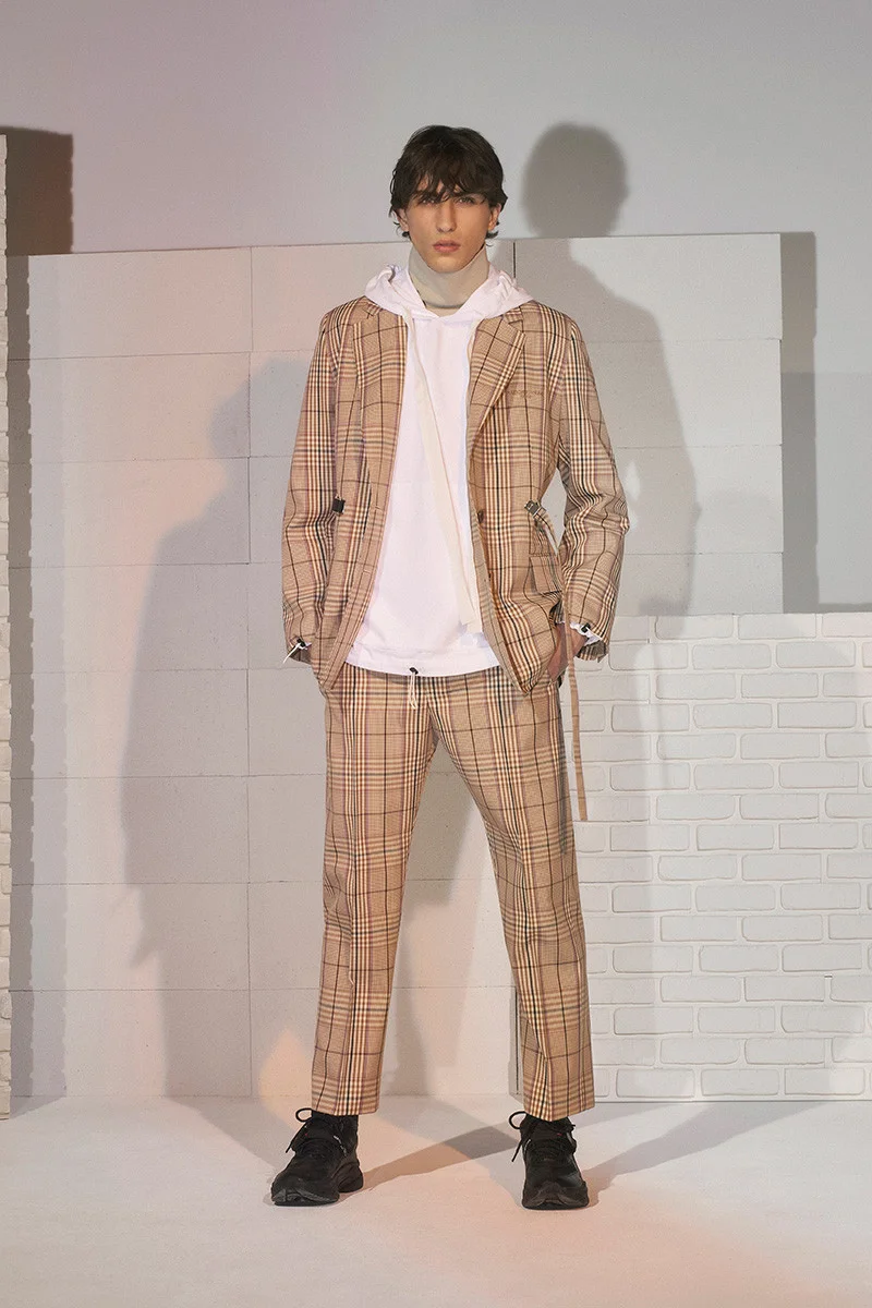 maison-kitsune-fw19-08-800x1200.jpg