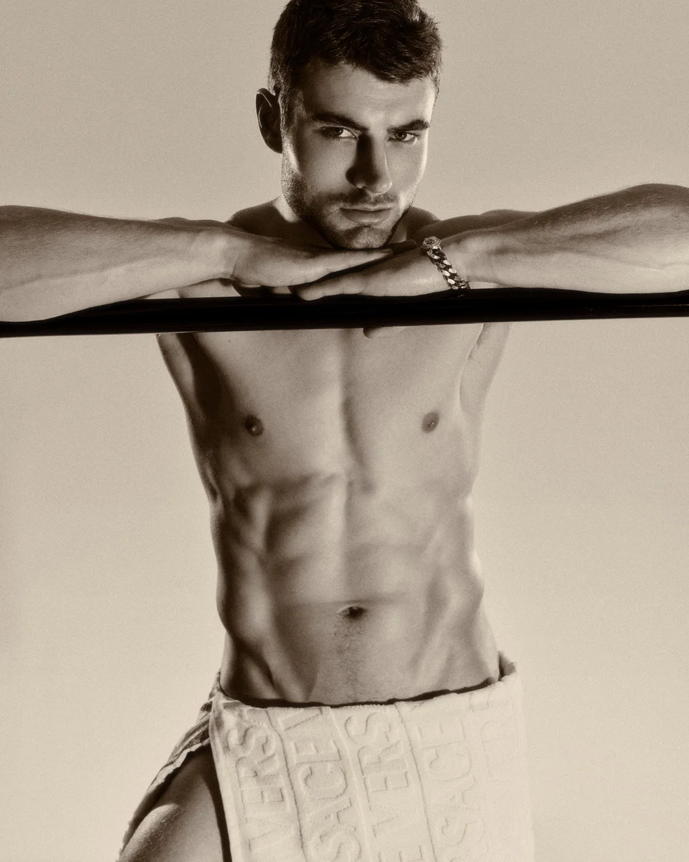 THE PERFECT MAN — The Perfect Man Magazine