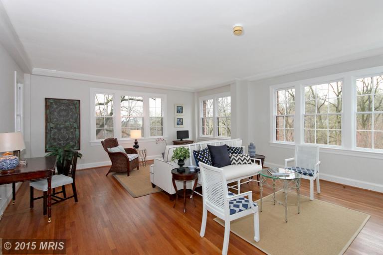Charming unit in Tilden Gardens