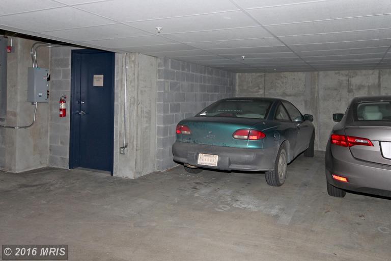 Garage Parking.jpg