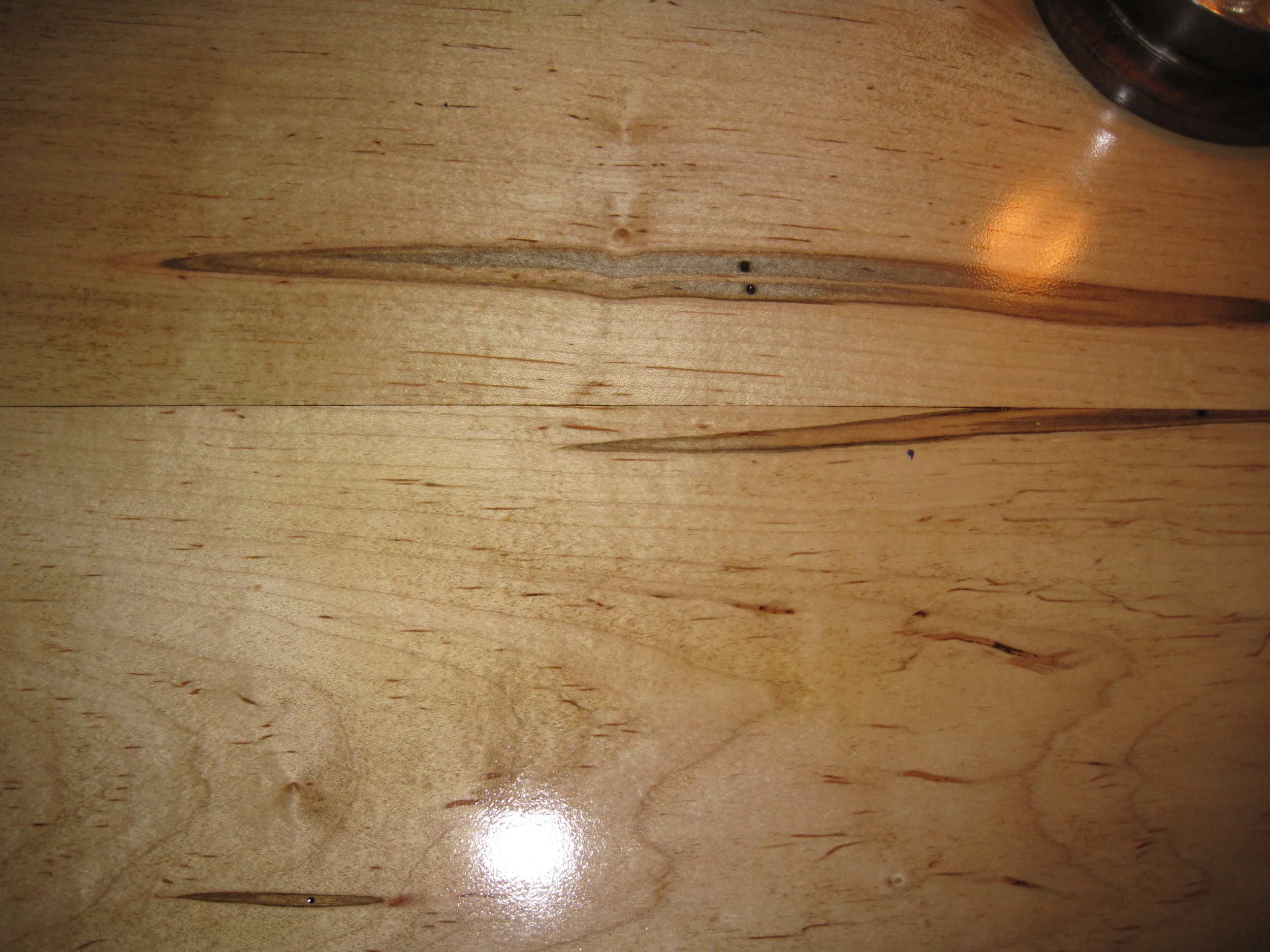 Detail of ambrosia maple top