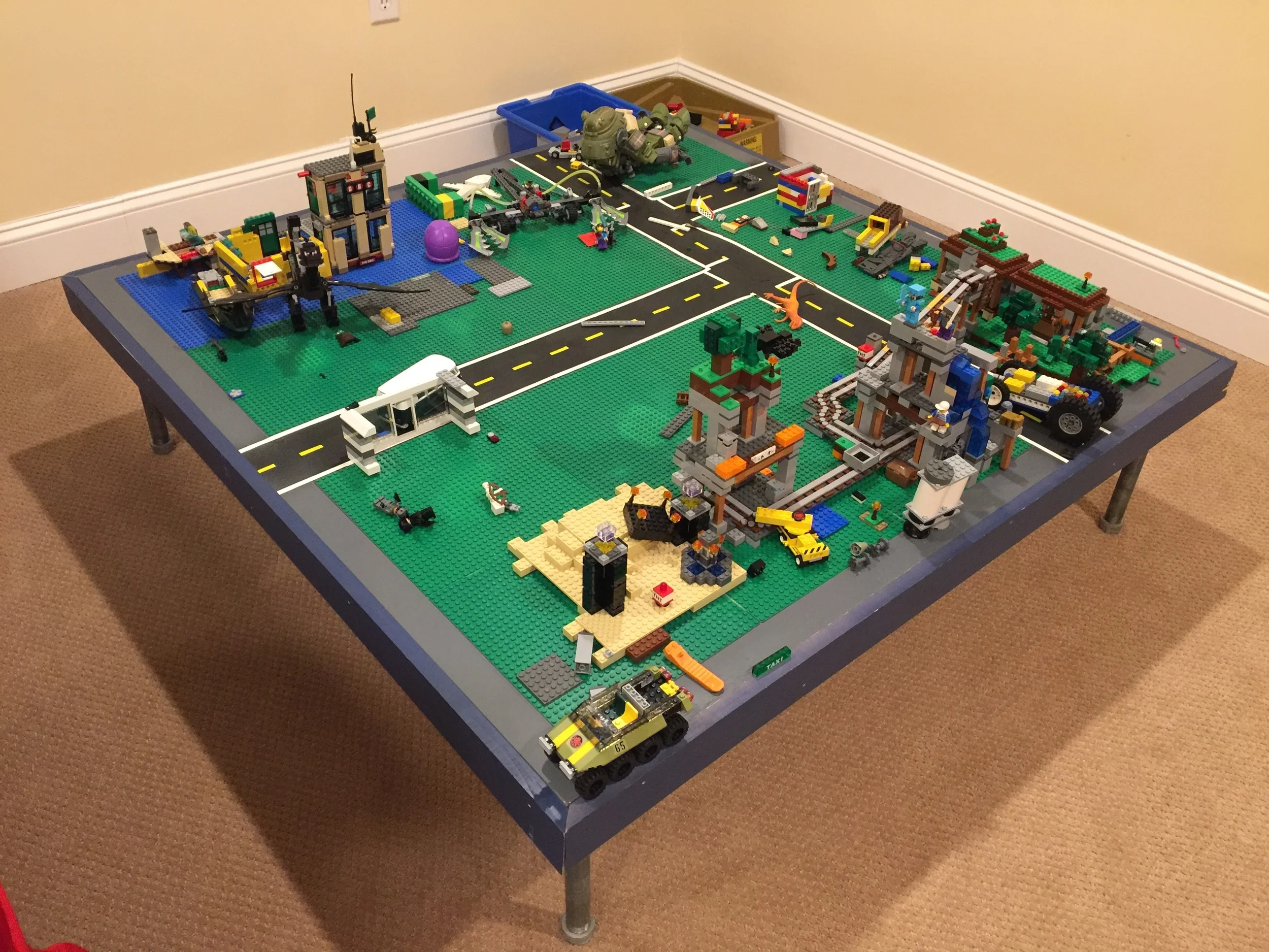 Lego table