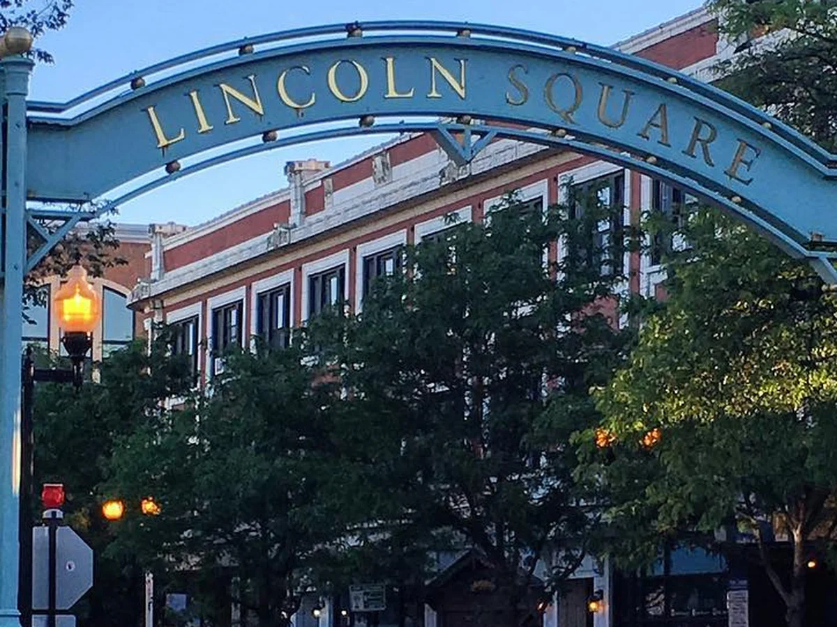 The Lincoln Square neighborhood is a lot of unique stores tucked away in this warm and friendly neighborhood with lots of shops, cafe's and restaurants.