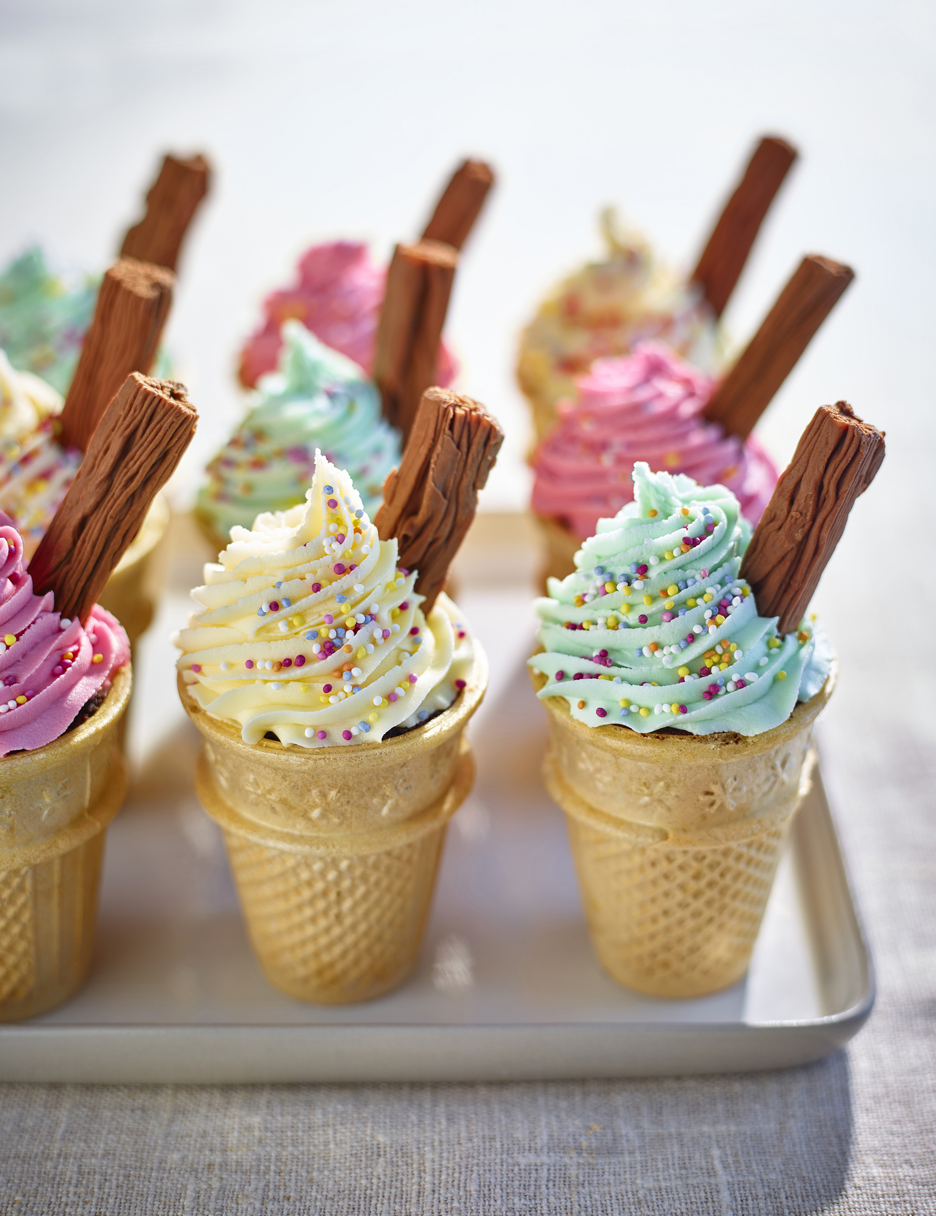 Cupcake_cones_f4_964.jpg