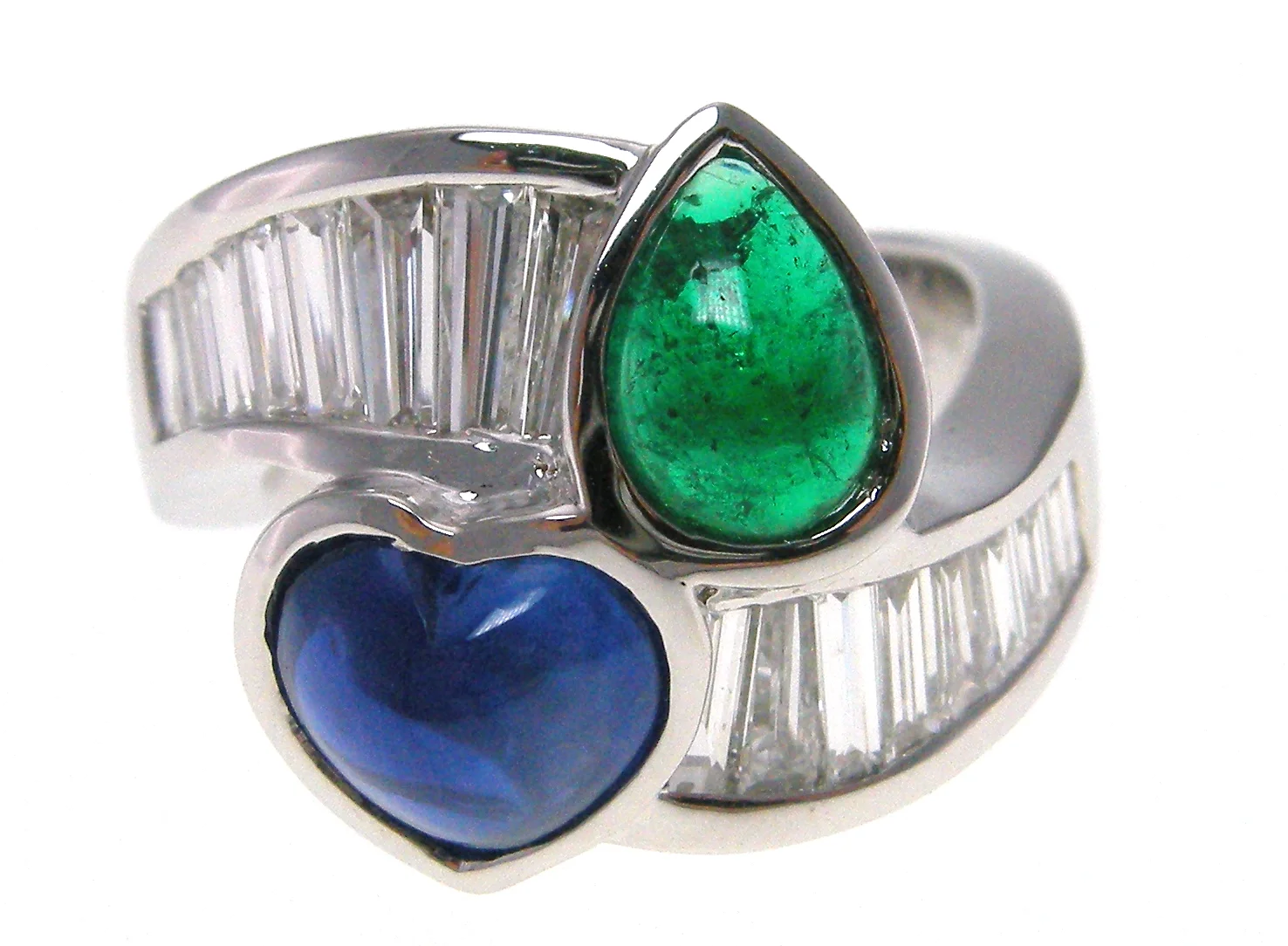 CABOCHAN EMERALD & SAPPHIRE RING WITH DIAMOND BAGUETTES BESPOKE FINE JEWELLERY BY SHAHINA HATTA