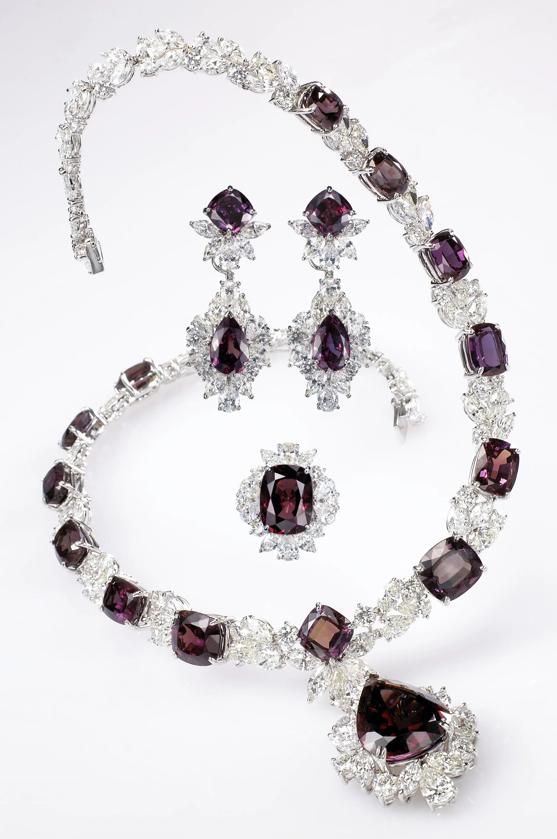 ALEXANDRITE & DIAMOND SET BESPOKE FINE JEWELLERY BY SHAHINA HATTA