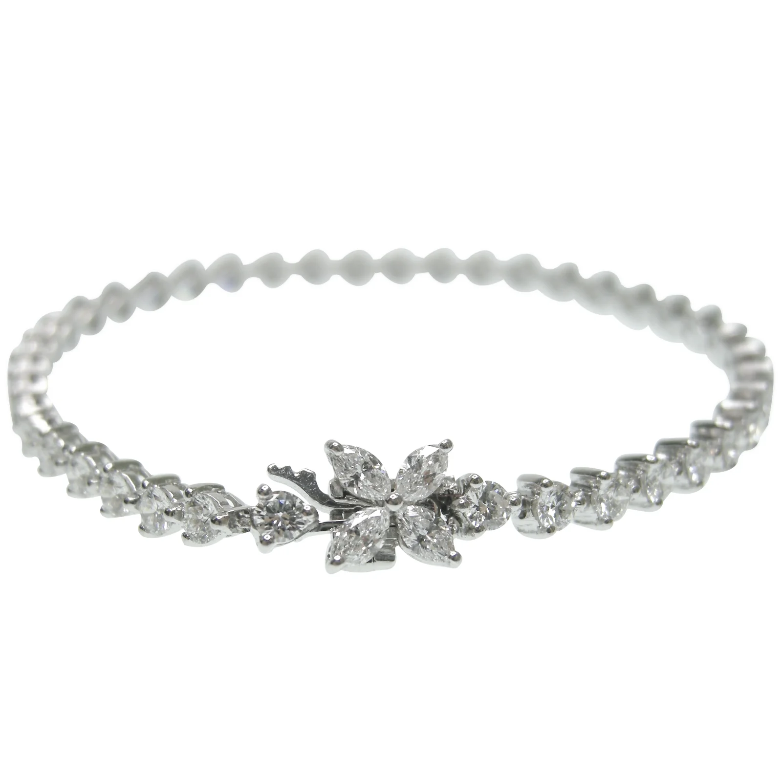 DIAMOND TENNIS BRACELET CLUSTER DIAMOND PENDANT BESPOKE FINE JEWELLERY BY SHAHINA HATTA