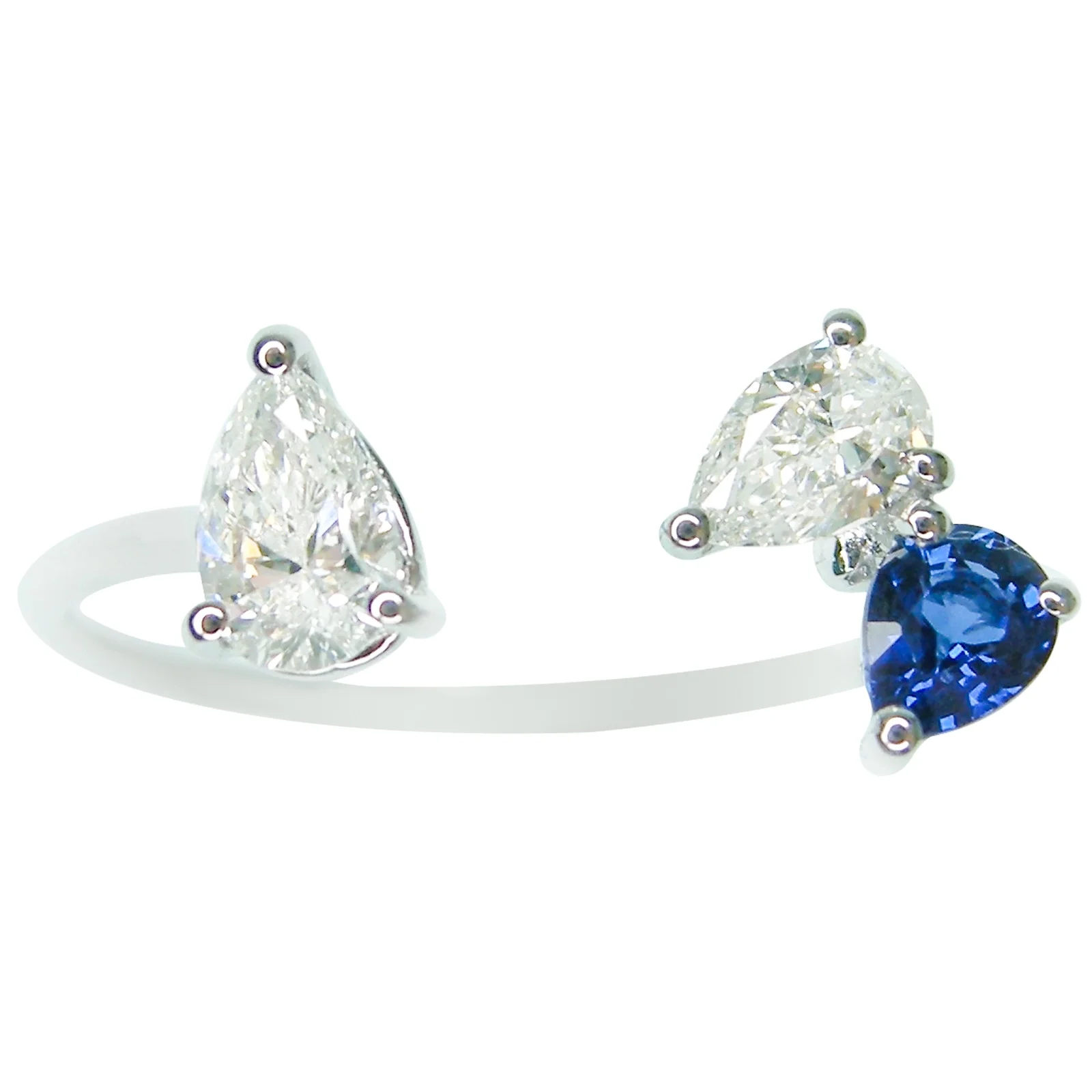 SIGNATURE BLUE SAPPHIRE & DIAMOND VINE RING BESPOKE FINE JEWELLERY BY SHAHINA HATTA HONG KONG