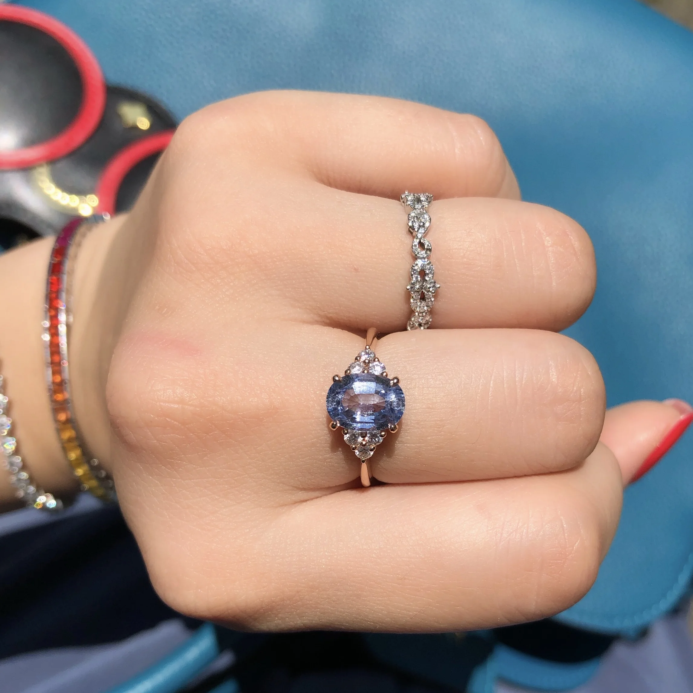 MINT CEYLON BLUE SAPPHIRE RING BESPOKE FINE JEWELLERY BY SHAHINA HATTA HONG KONG