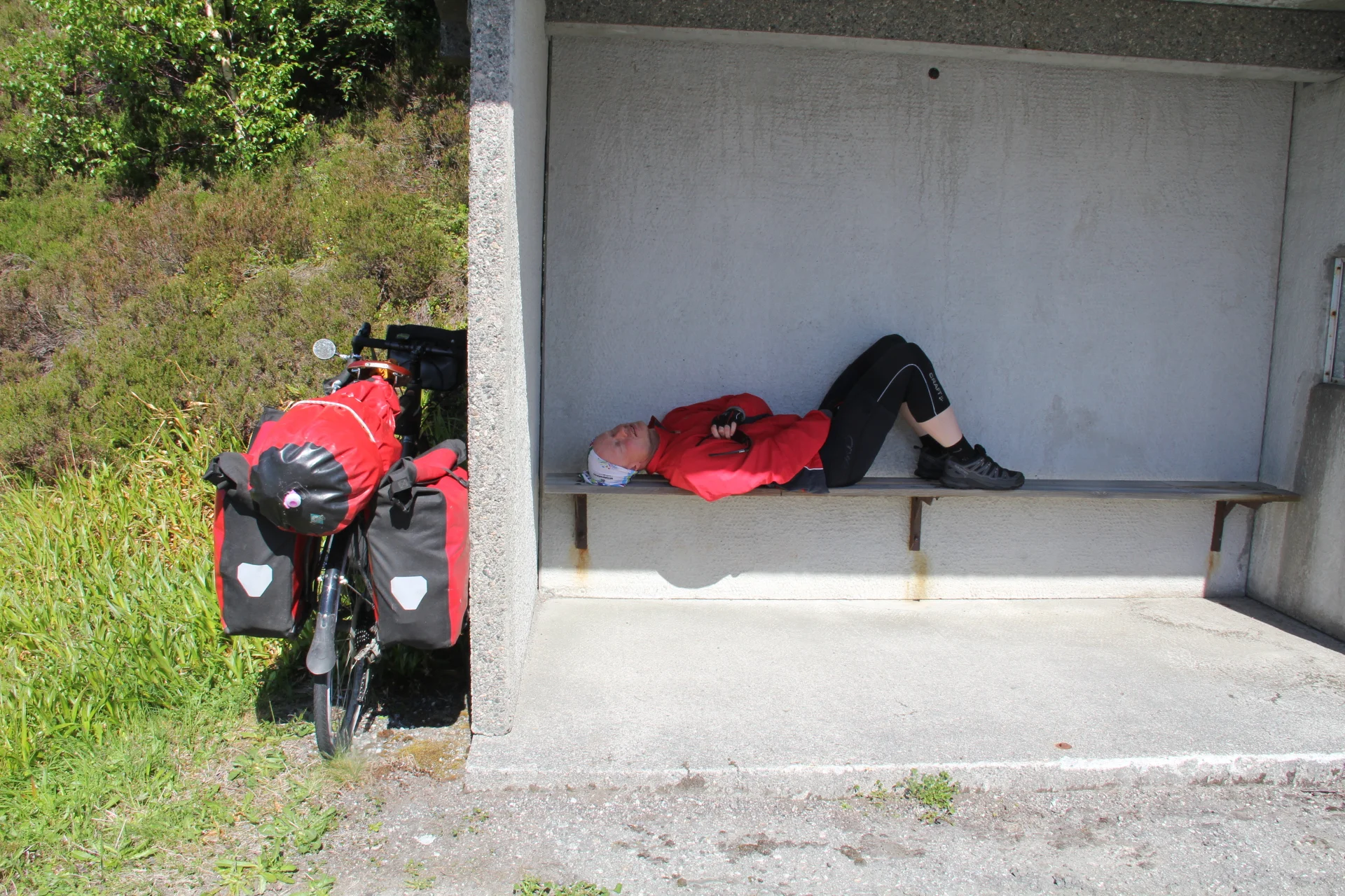 Sliten. En liten pause gjør seg.