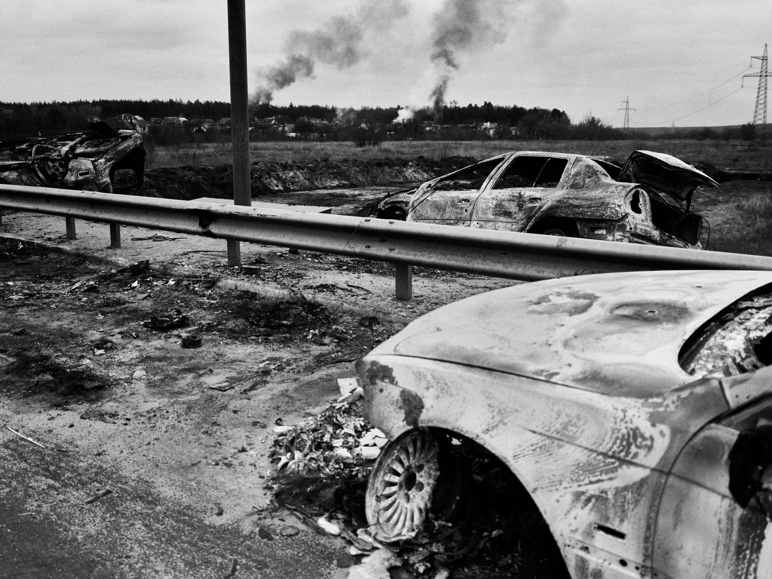 Burned cars on the Irpin Bridge, Kyiv Oblast