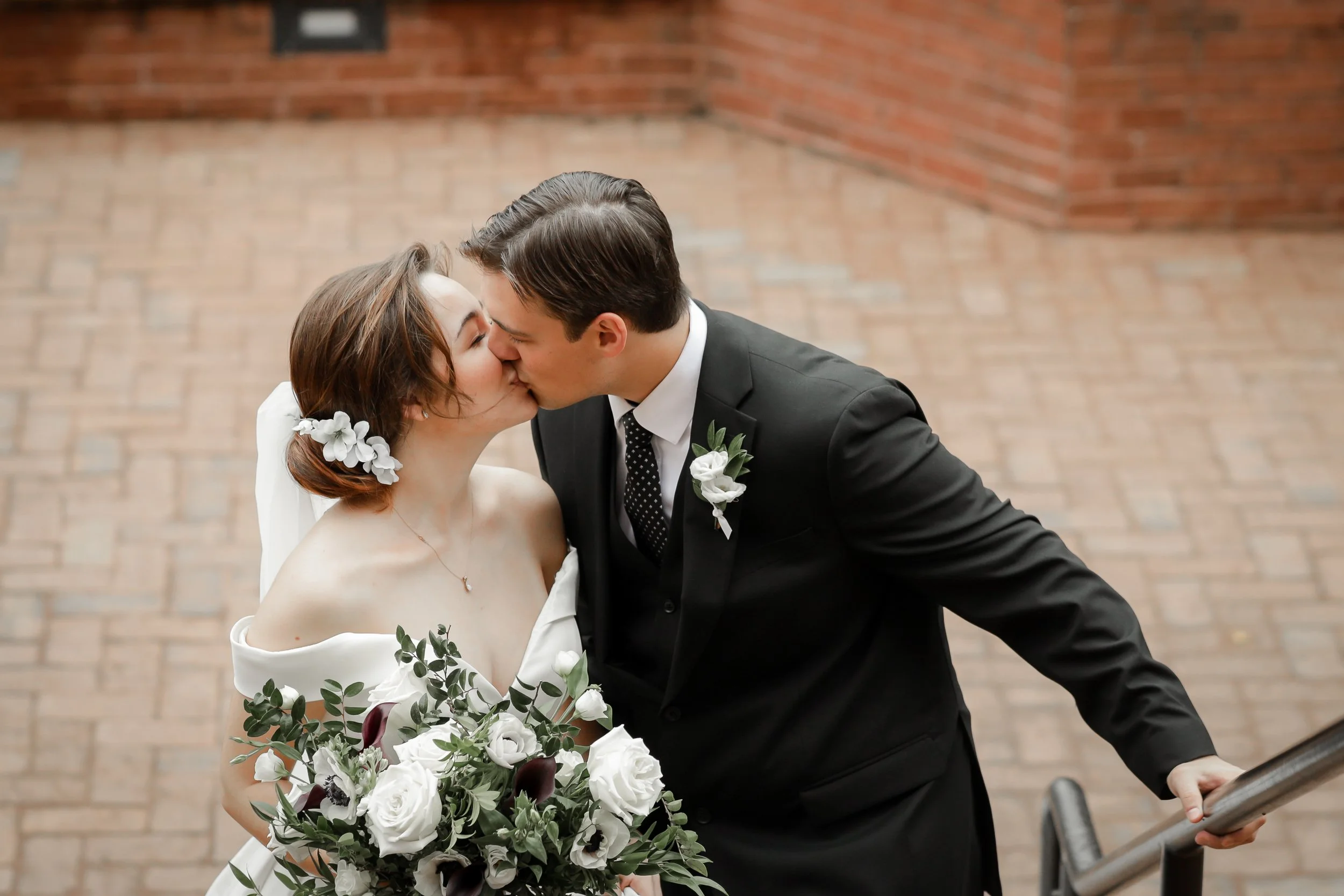 Charleston SC wedding couple portraits