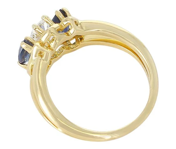 ChaumetSapphireDiamondRing_D_600x.jpg