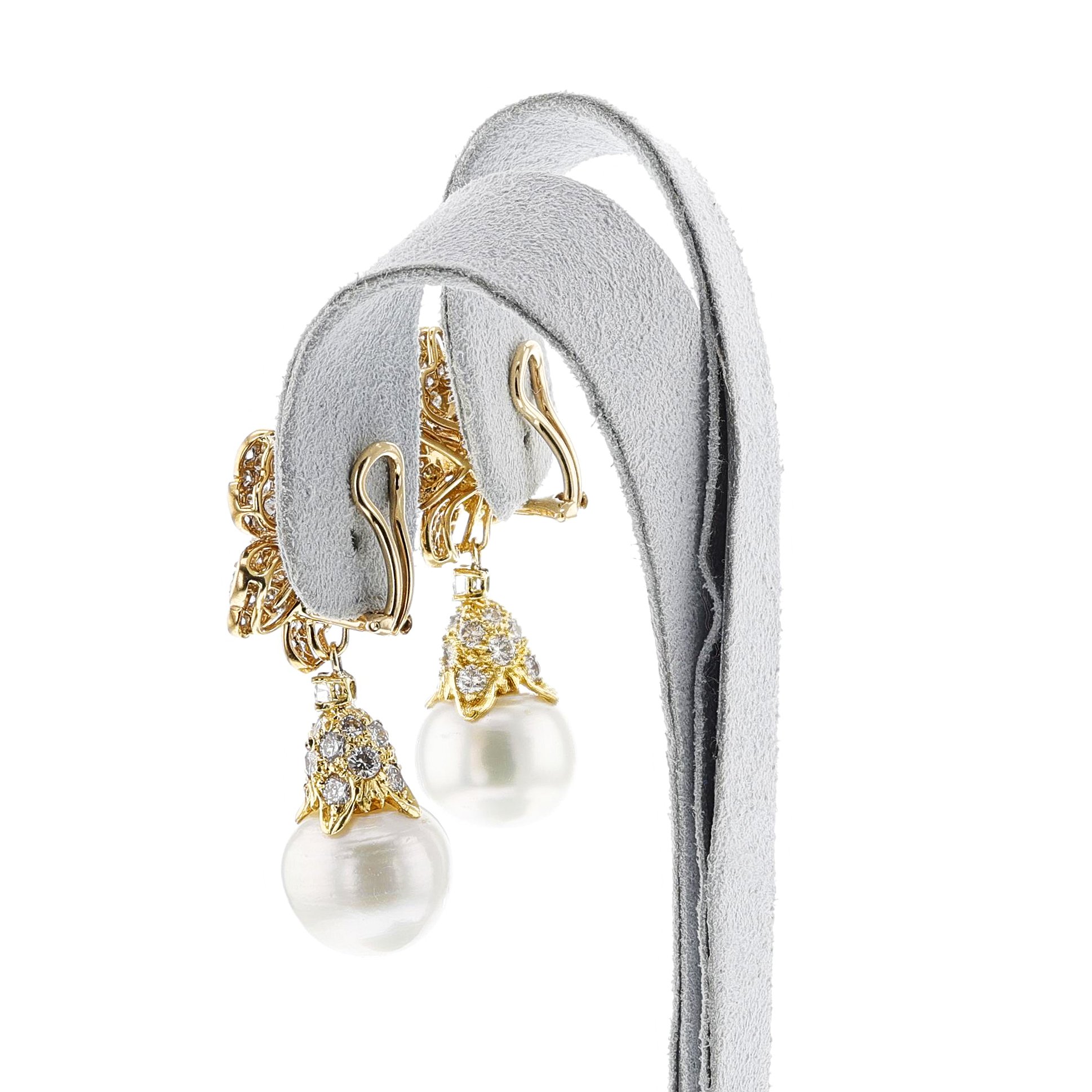 1485- Pearl Earrings- 3.jpg