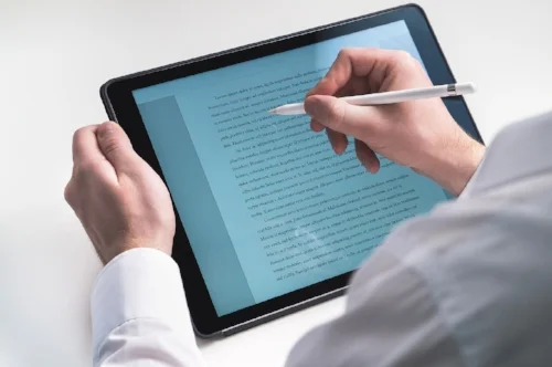 tablet-2188370_1280.jpg