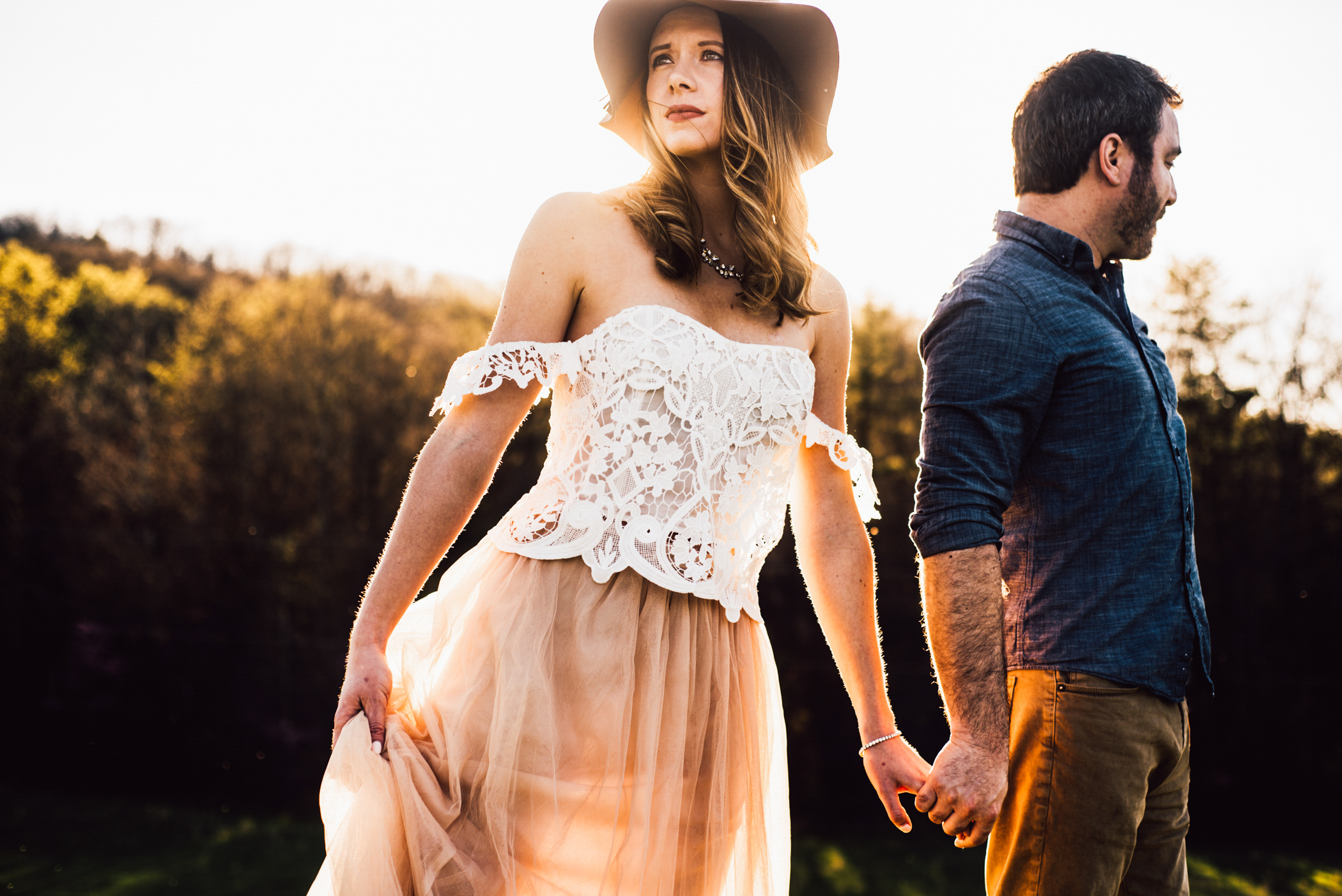 Shenandoah-Valley-National-Park-Adventure-Couple-Portraits-White-Sails-Creative_13.JPG