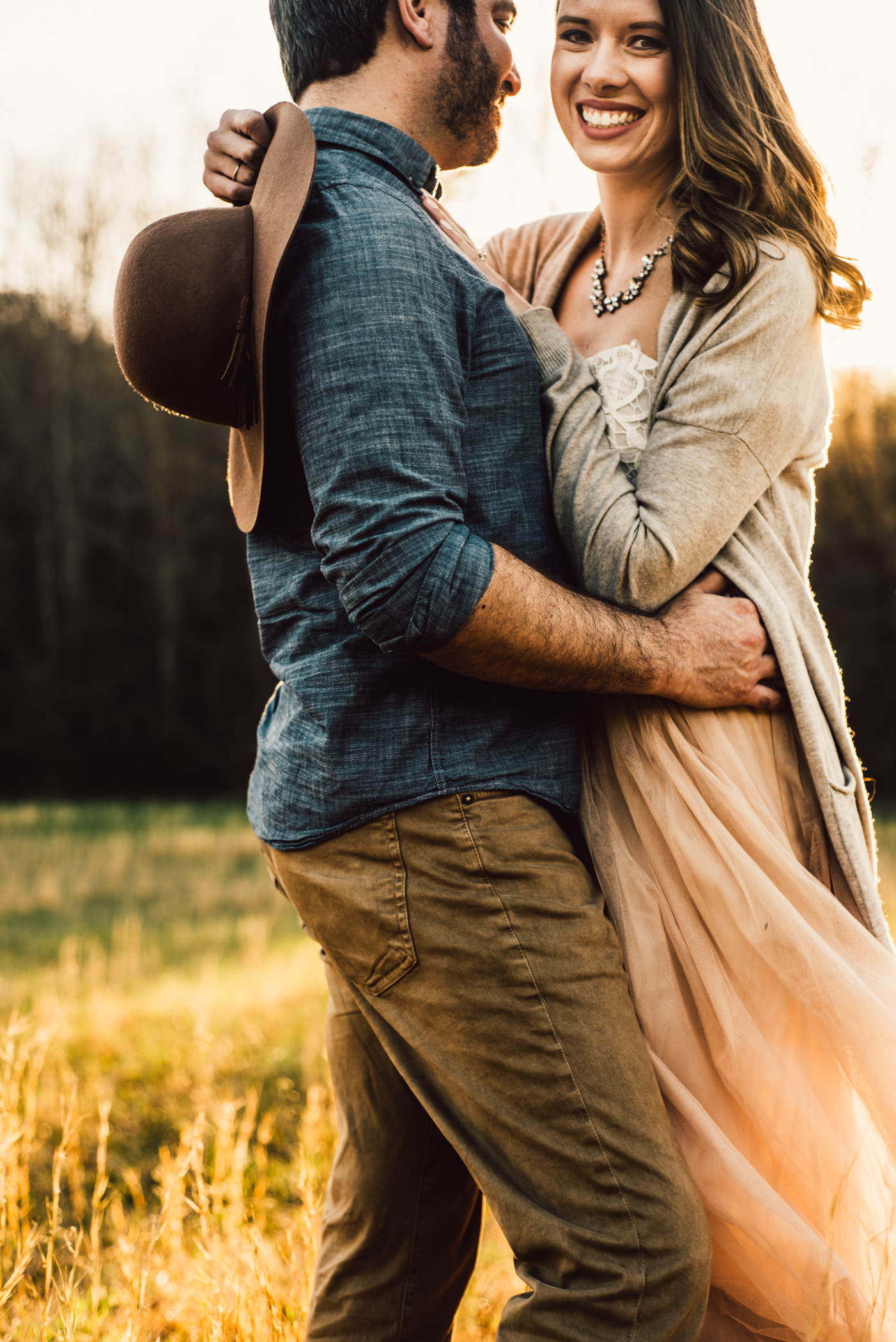 Shenandoah-Valley-National-Park-Adventure-Couple-Portraits-White-Sails-Creative_22.JPG