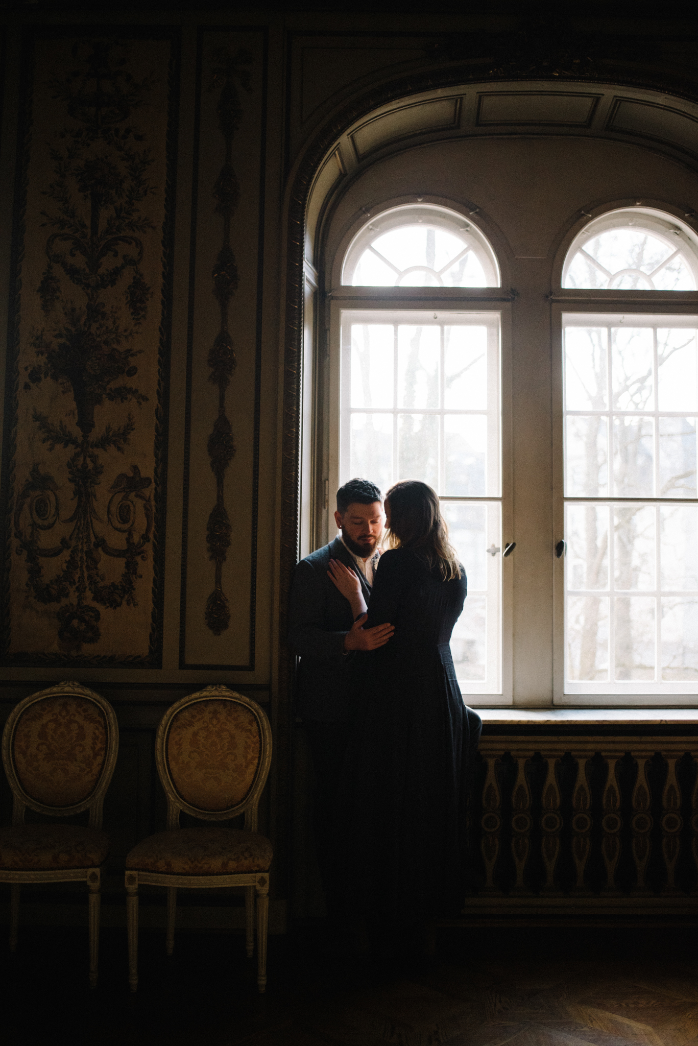 Ronja and Victor Intimate Castle Couple Portrait Session Germany Muse and Mirror_4.JPG