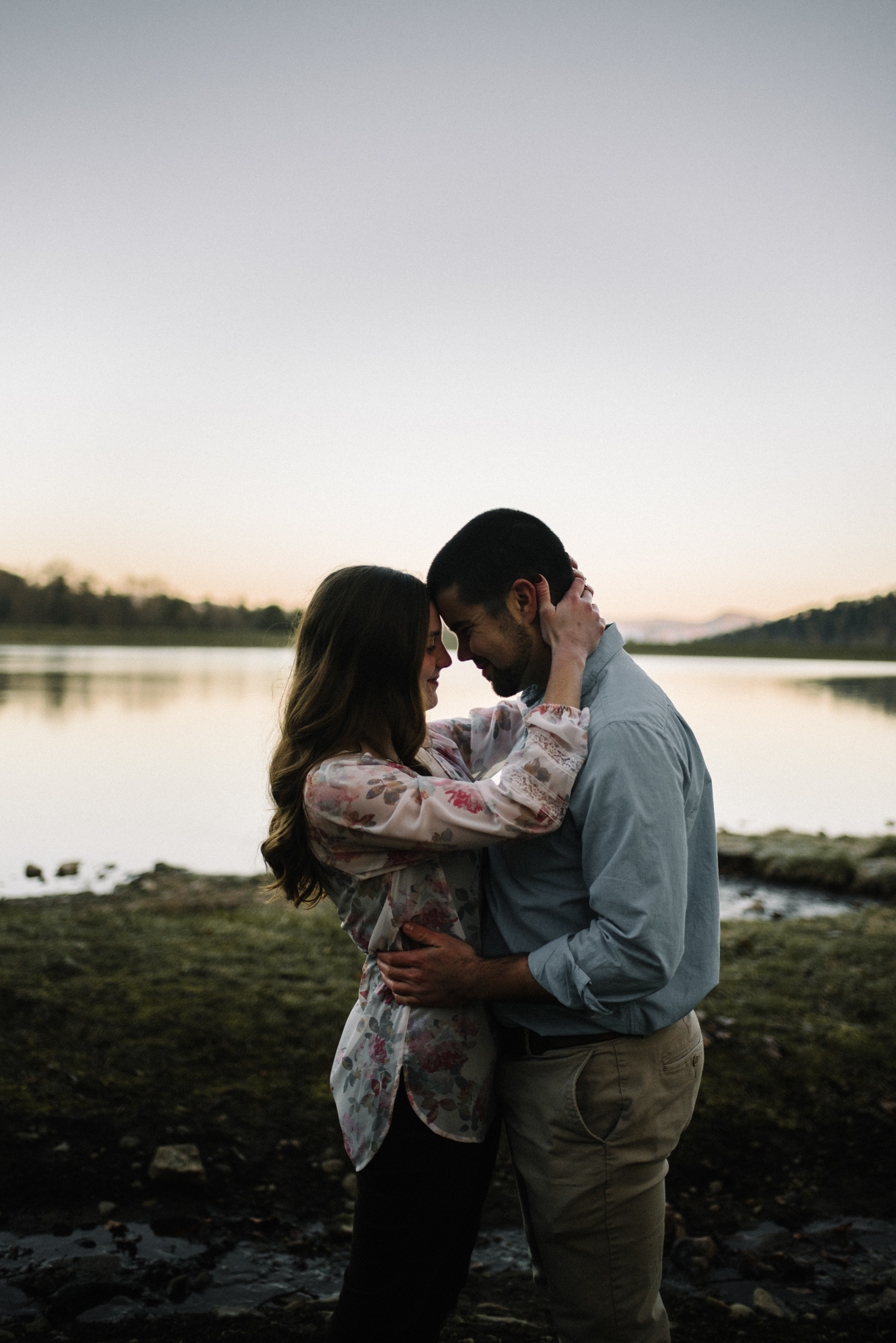 Sunrise Lake Engagement Photos - Early Morning - Couple Photo Shoot - White Sails Adventure Photography_12.JPG