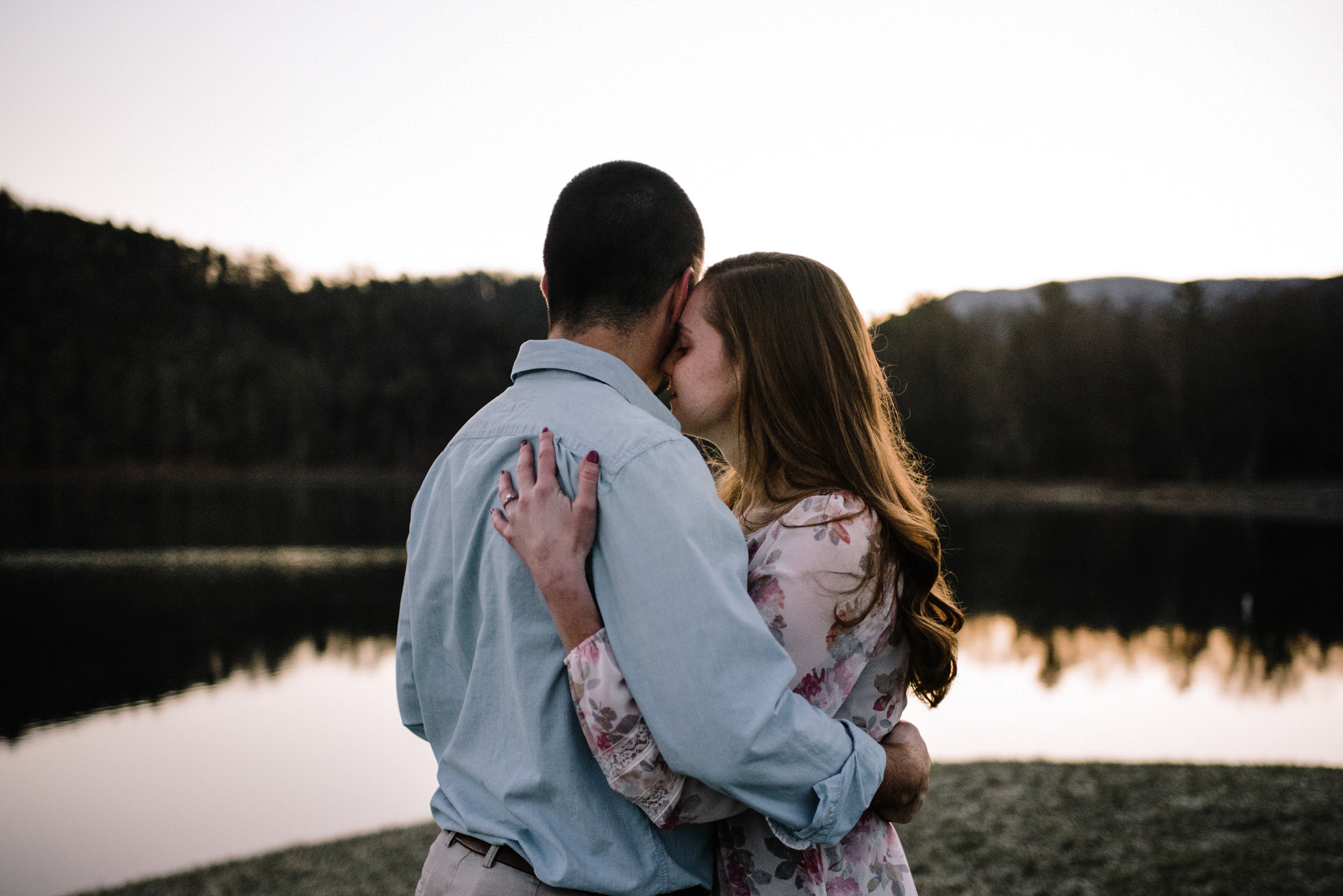 Sunrise Lake Engagement Photos - Early Morning - Couple Photo Shoot - White Sails Adventure Photography_3_2.JPG