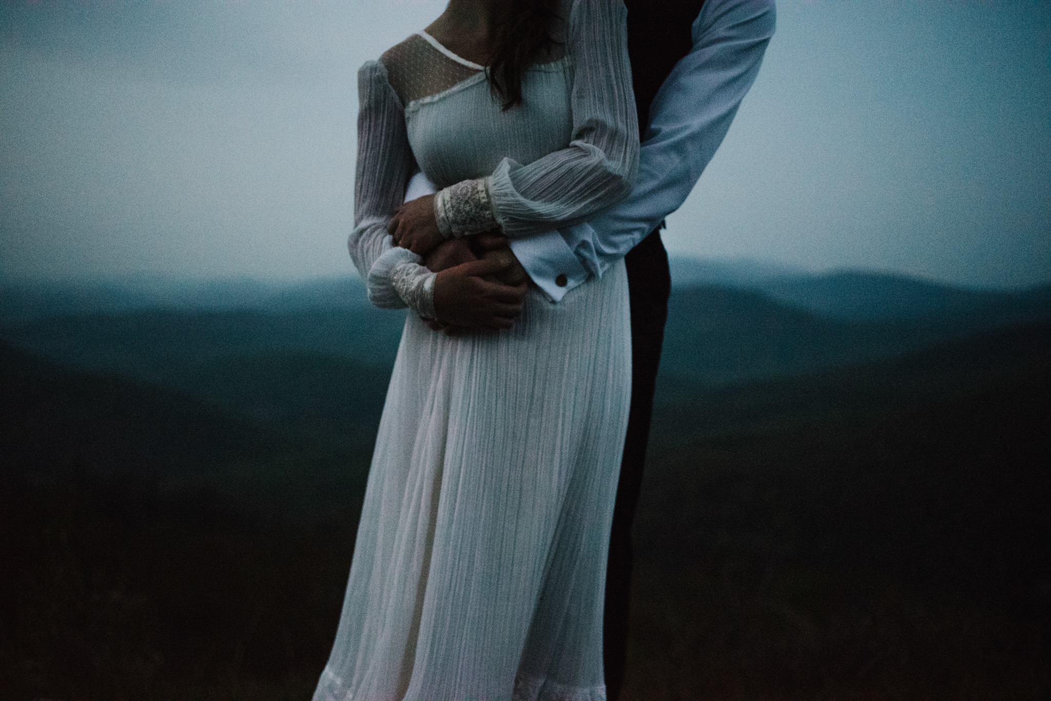 Lisa and Stuart - Post Wedding Couple Portraits - White Sails Creative - Blue Ridge Mountains - Sunrise Shenandoah National Park_2.JPG