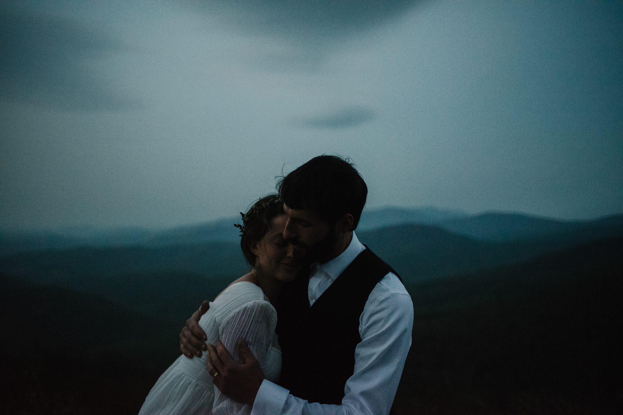 Lisa and Stuart - Post Wedding Couple Portraits - White Sails Creative - Blue Ridge Mountains - Sunrise Shenandoah National Park_15.JPG