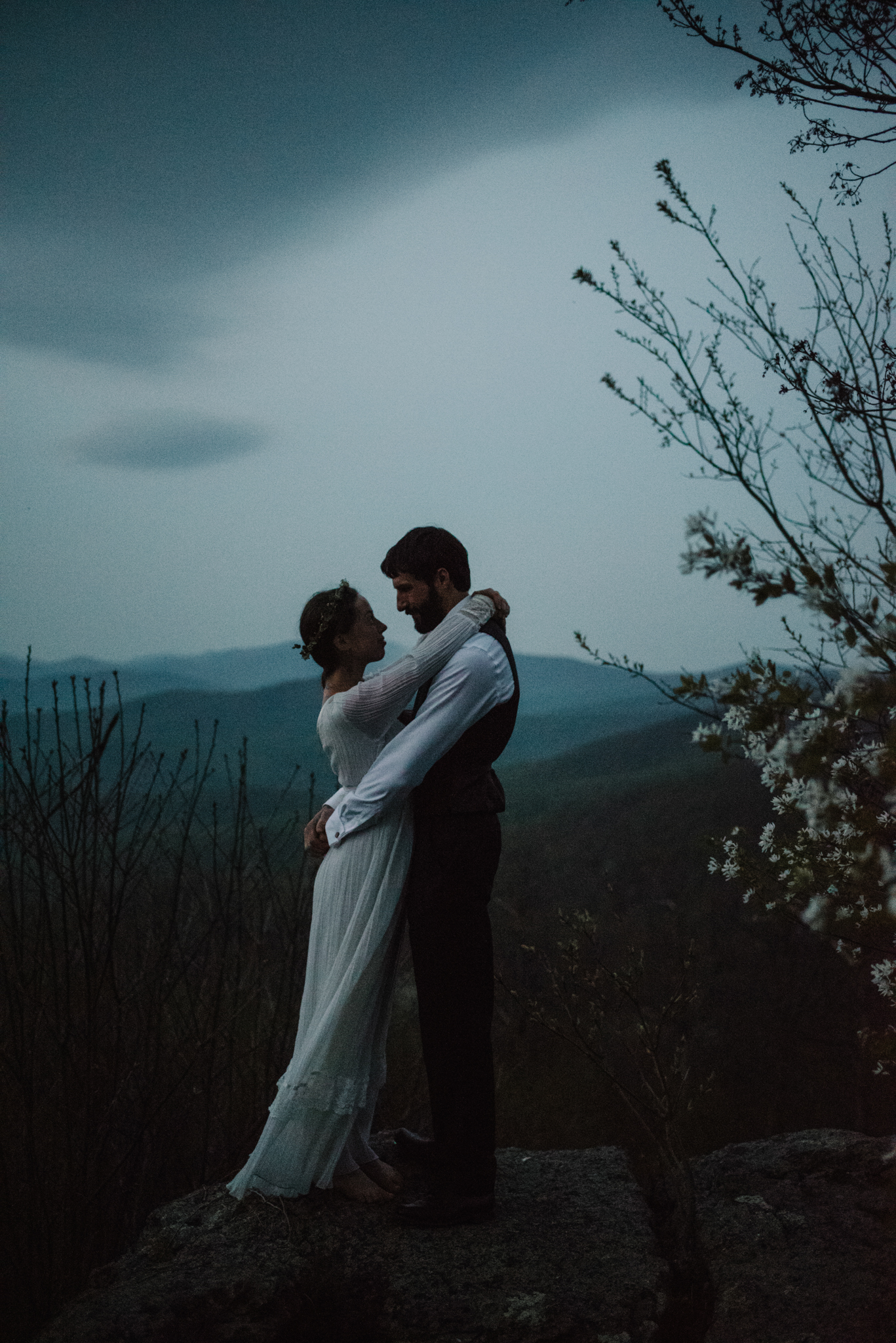 Lisa and Stuart - Post Wedding Couple Portraits - White Sails Creative - Blue Ridge Mountains - Sunrise Shenandoah National Park_17.JPG