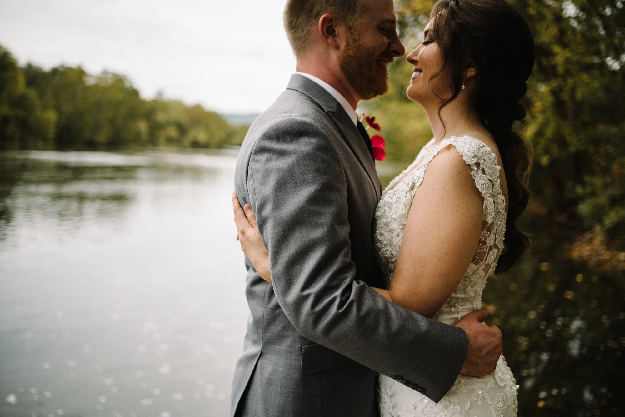 Mandi &amp; Jordan | Shenandoah River | Intimate, Backyard Wedding