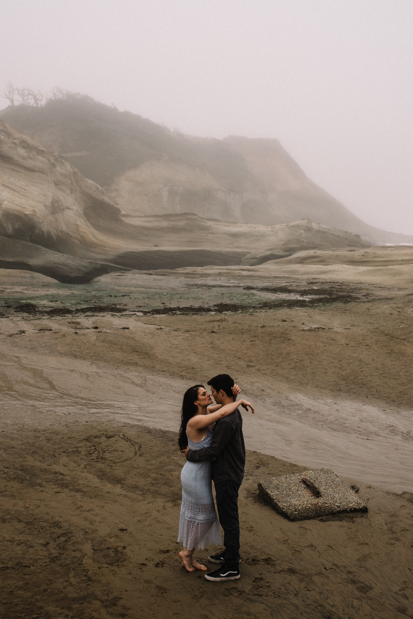 Ruthie and Anthony - Foggy Oregon Coast Couple Adventure Session - White Sails Photography Creative_1.JPG