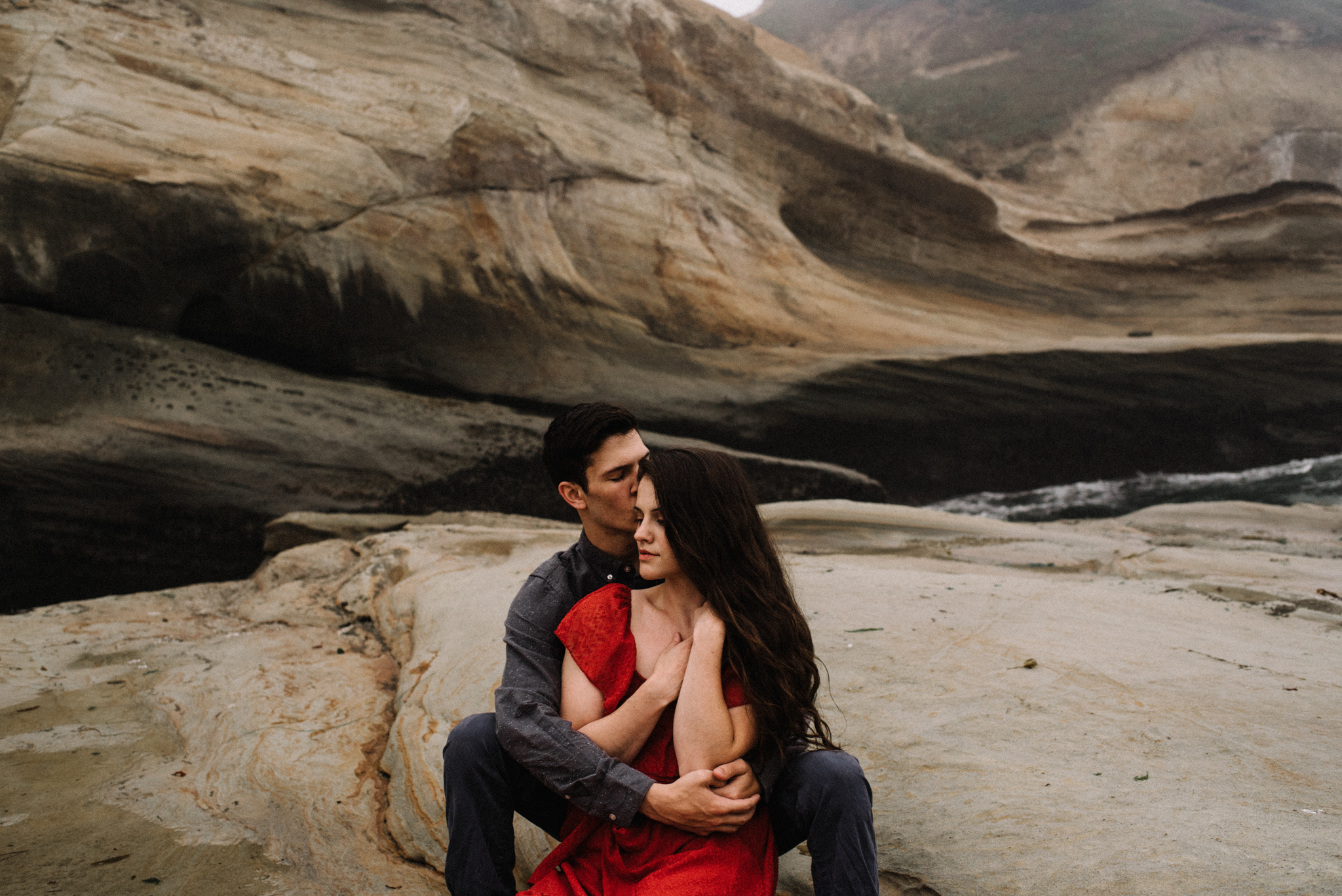 Ruthie and Anthony - Foggy Oregon Coast Couple Adventure Session - White Sails Photography Creative_37.JPG