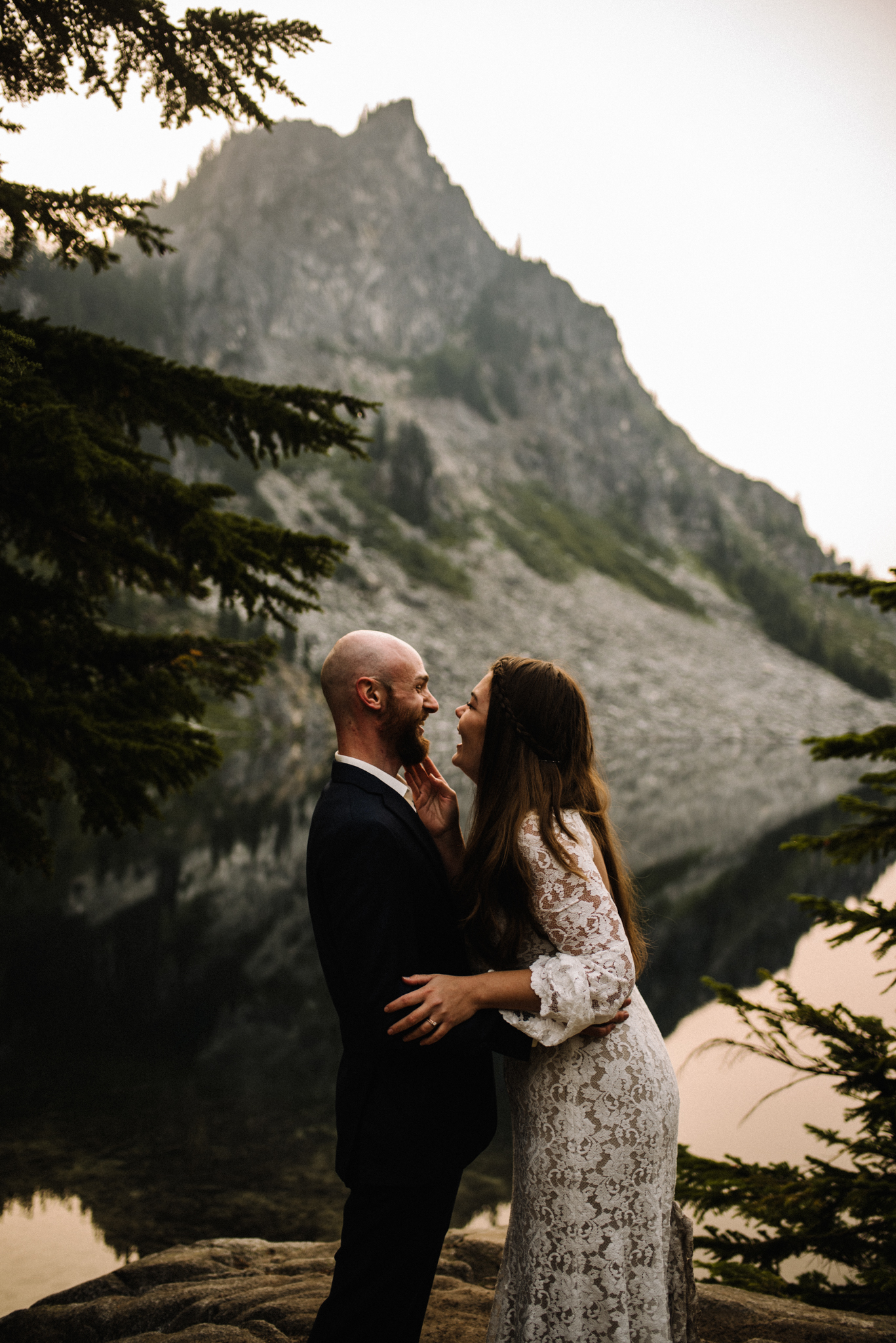 Megan and Andrew Lake Valhalla Washington PNW Adventure Elopement White Sails Creative Sunrise Hike_4.JPG